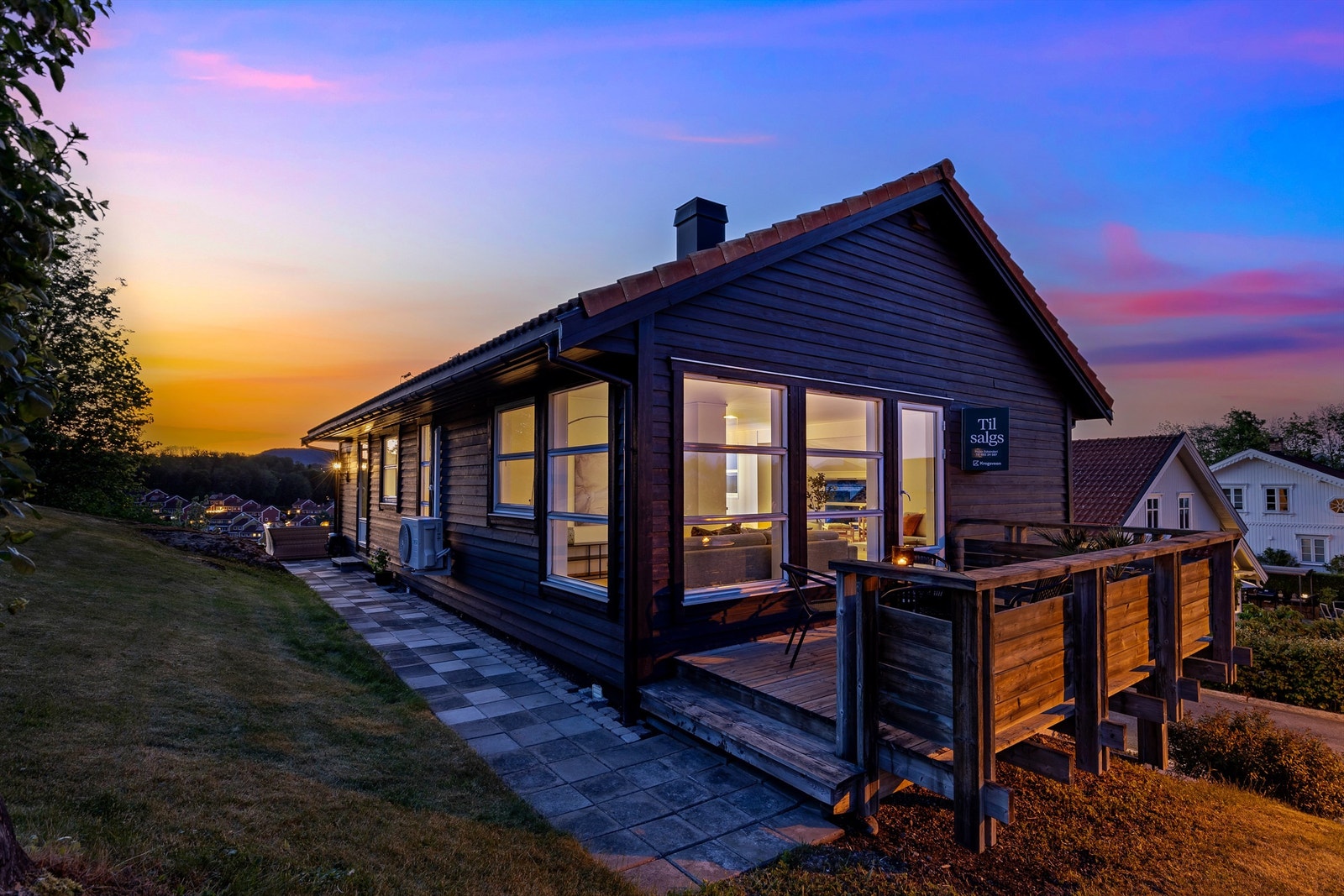 Kveldsfoto. Galleribilde