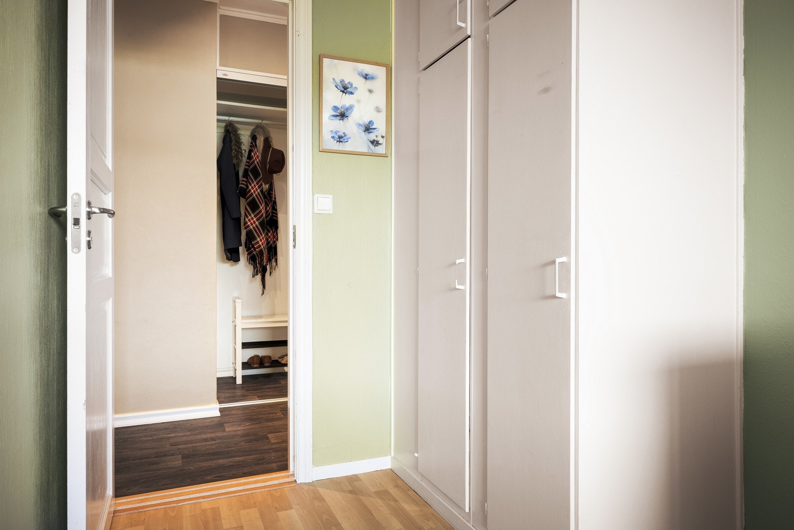 Soverom to passer ypperlig til barnerom, kontor eller til utleie. Galleribilde