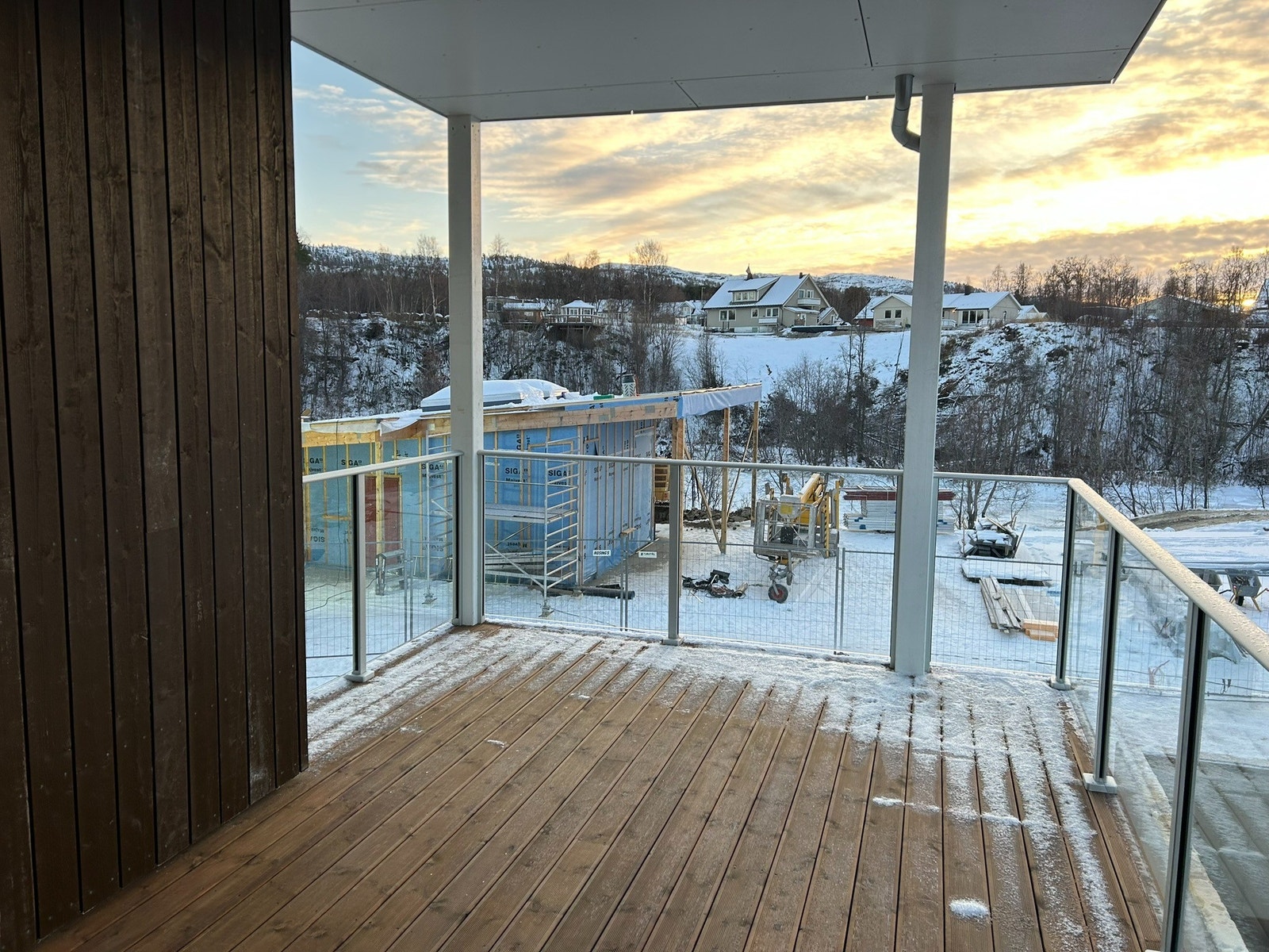 Balong mot sør Galleribilde