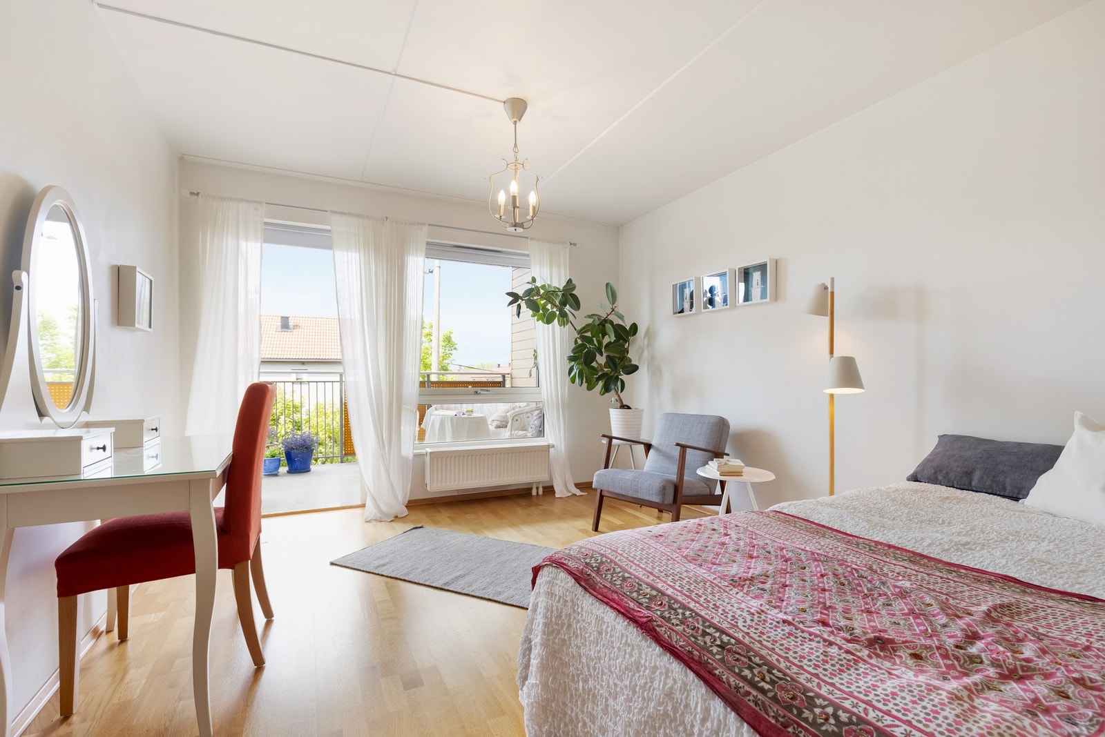Boligen har tre gode soverom. Galleribilde