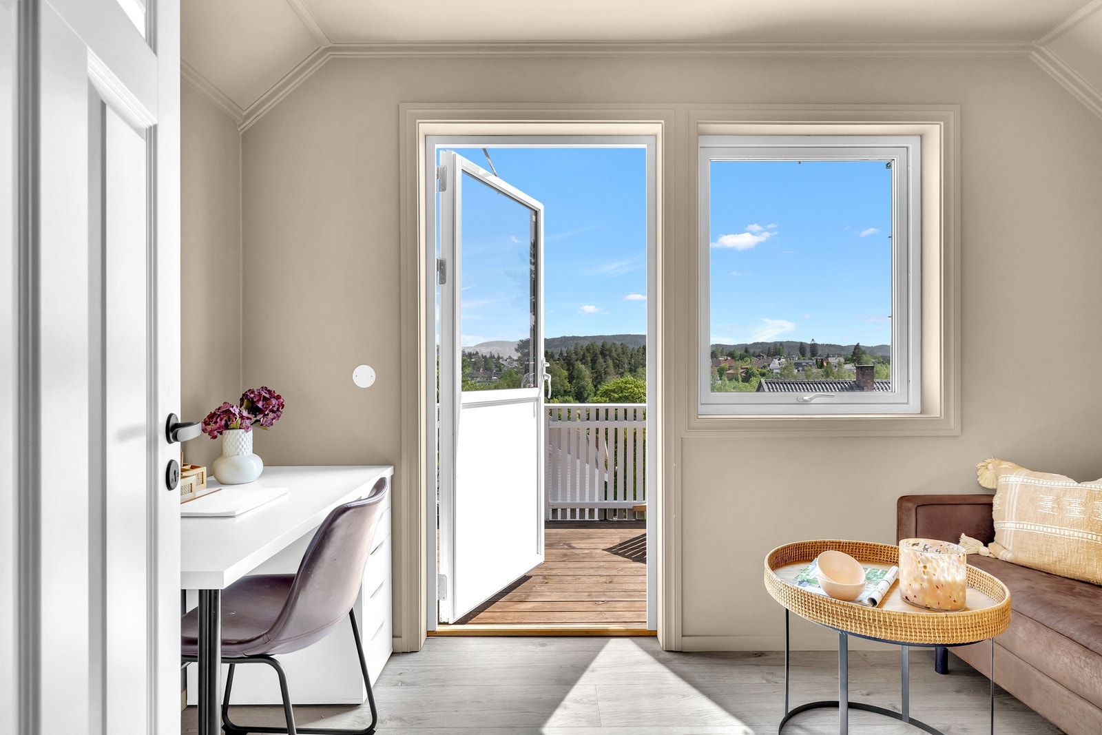 Her finner du utgang til veranda nummer 2. Galleribilde