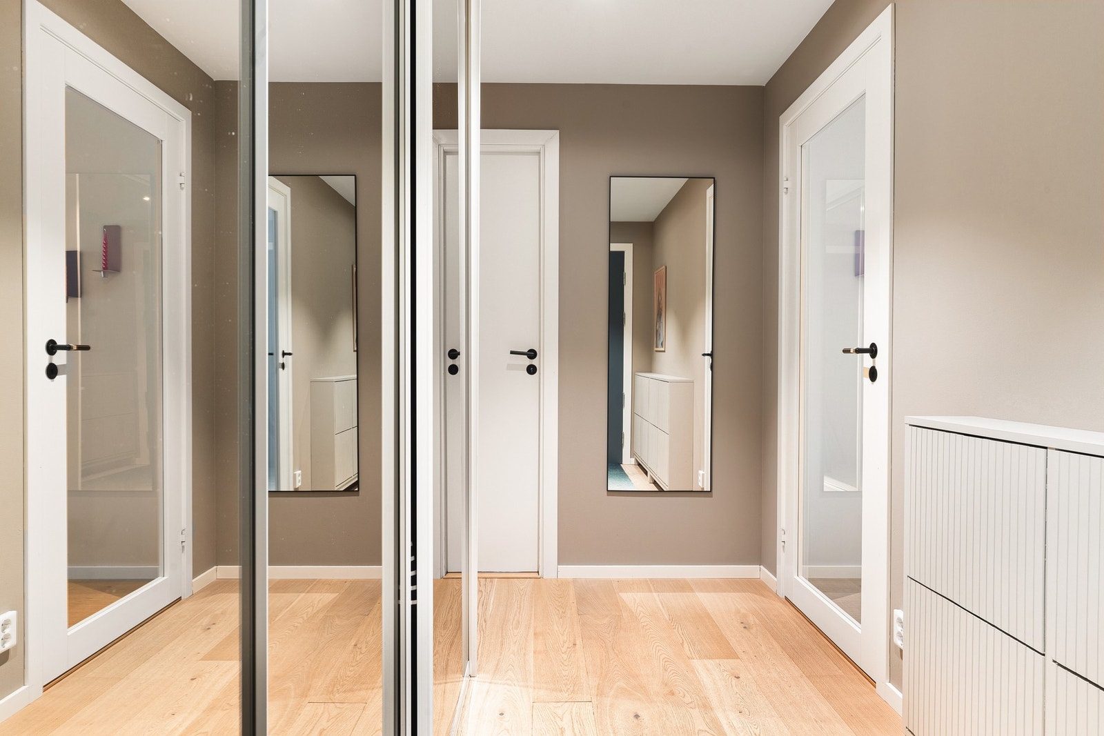 God plass for oppbevaring. Galleribilde