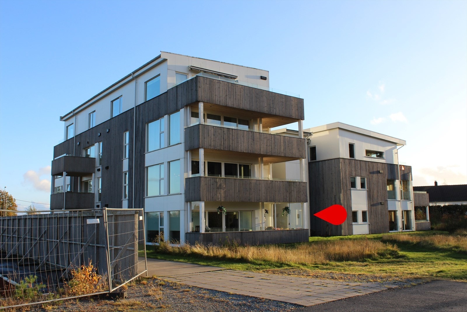 Velkommen til visning i Møglestuveien 23 - Flott 4-rom leilighet med sentral beliggenhet og nærhet til det meste Galleribilde