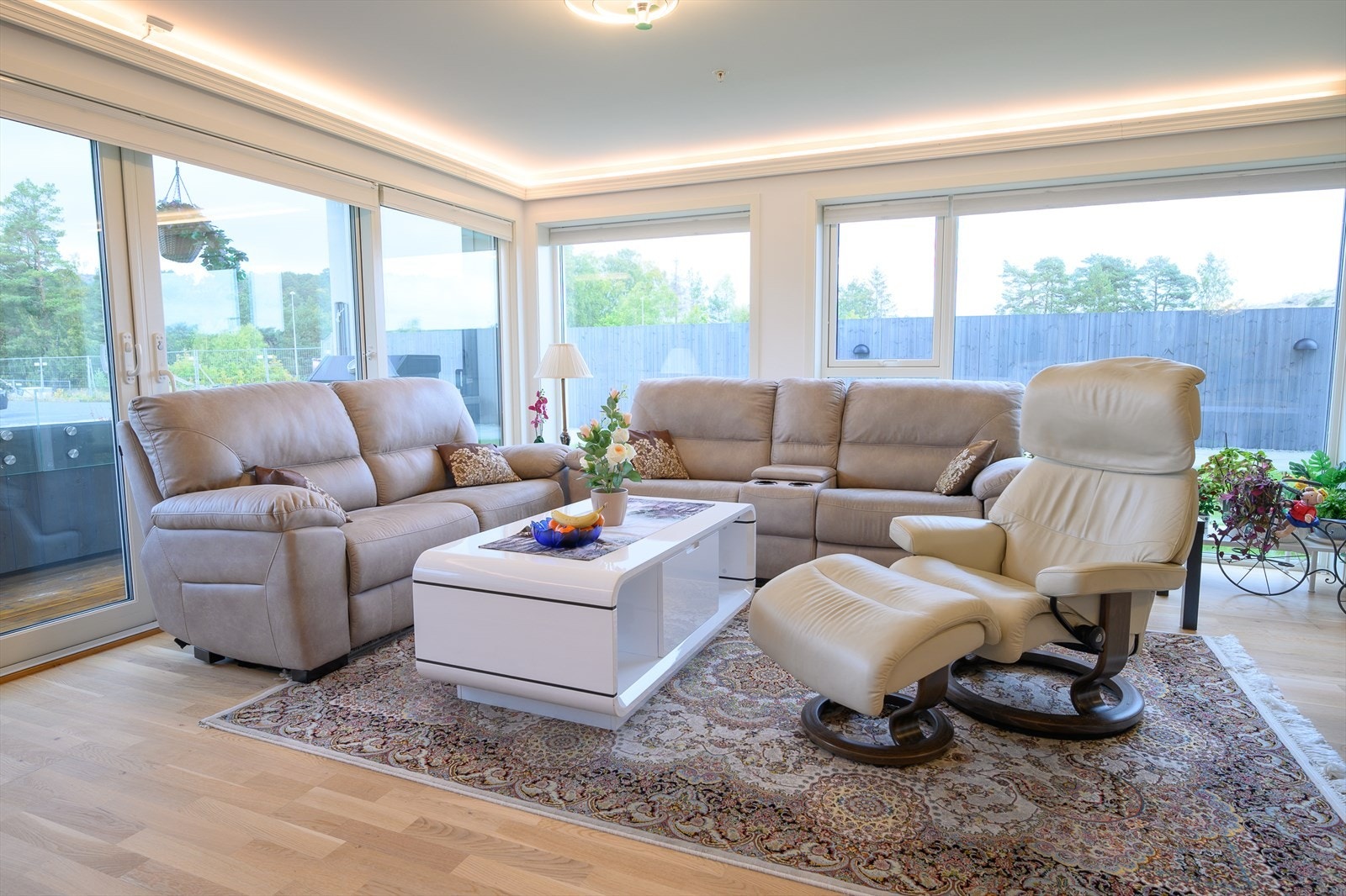 Stue/kjøkken Galleribilde