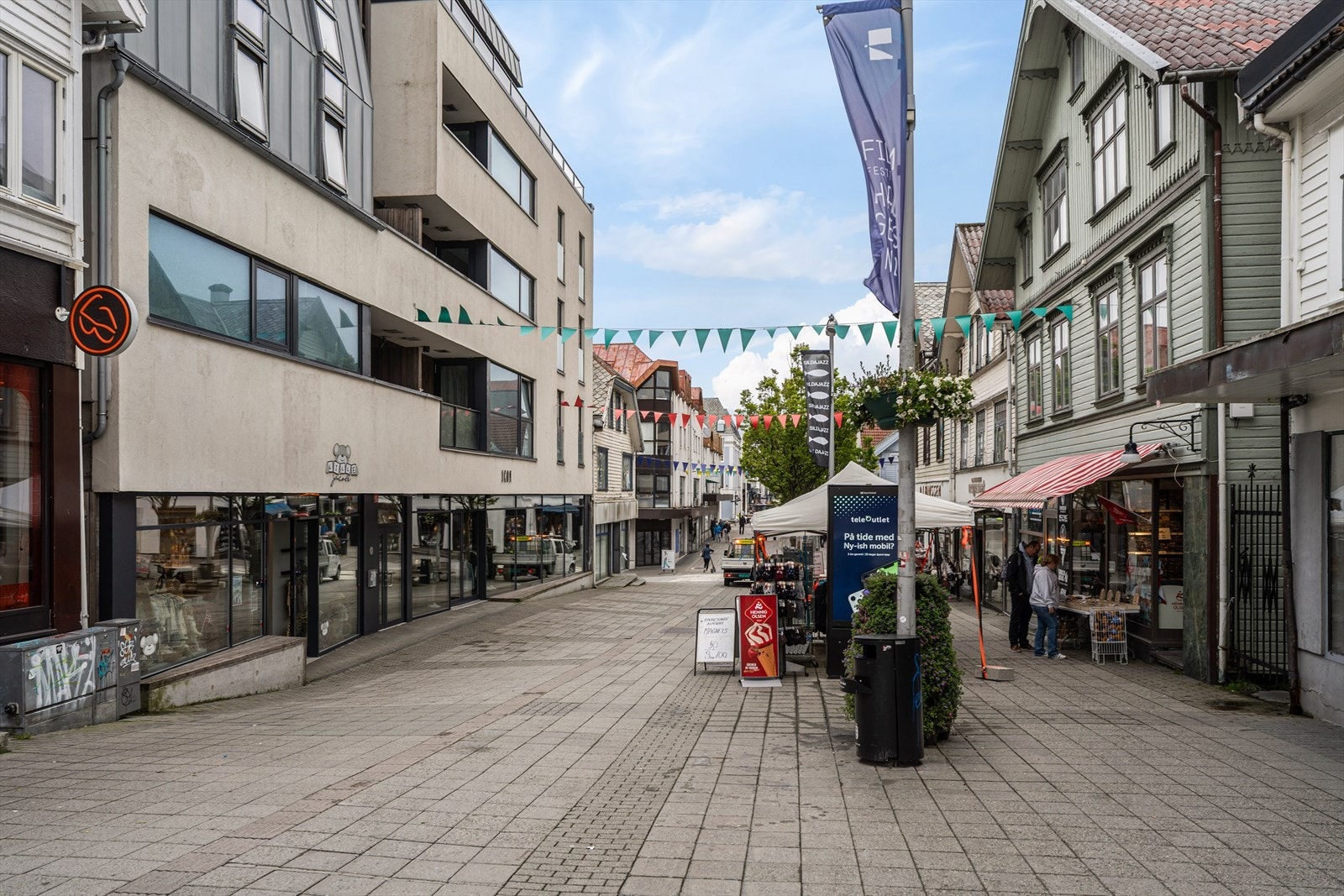 Er du er førstegangskjøper, pendler, eller bare ønsker deg en mer urban livsstil - Da kan dette være den perfekte leiligheten for deg! Galleribilde