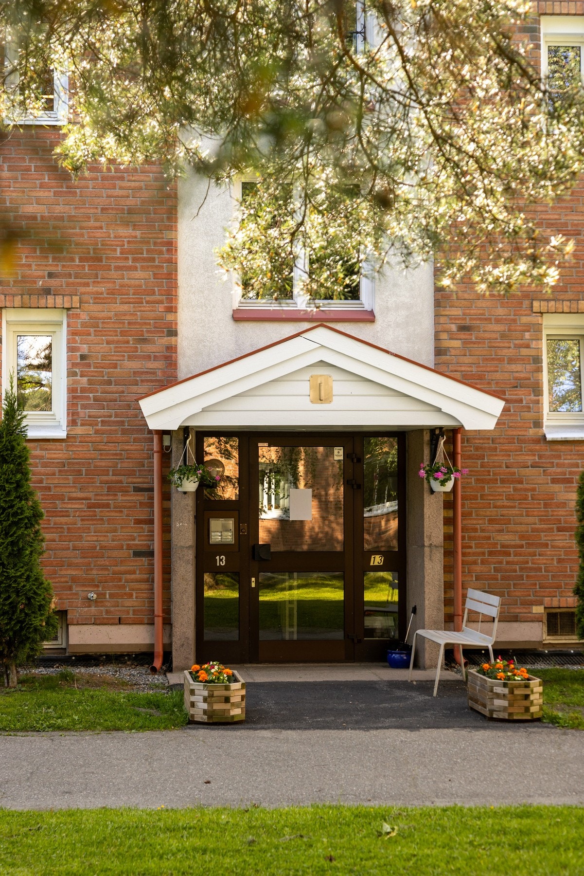 Inngangsparti. Galleribilde