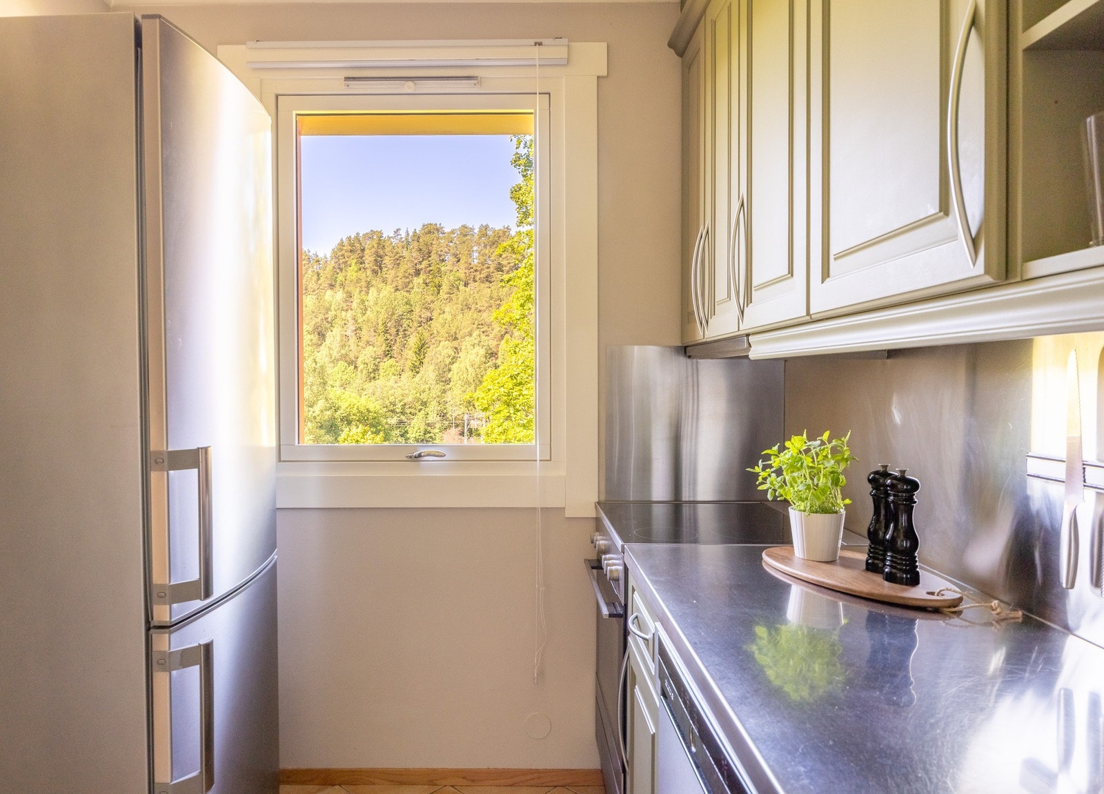 Kjøkkenet er fra kvalitetsleverandøren Strai. Galleribilde