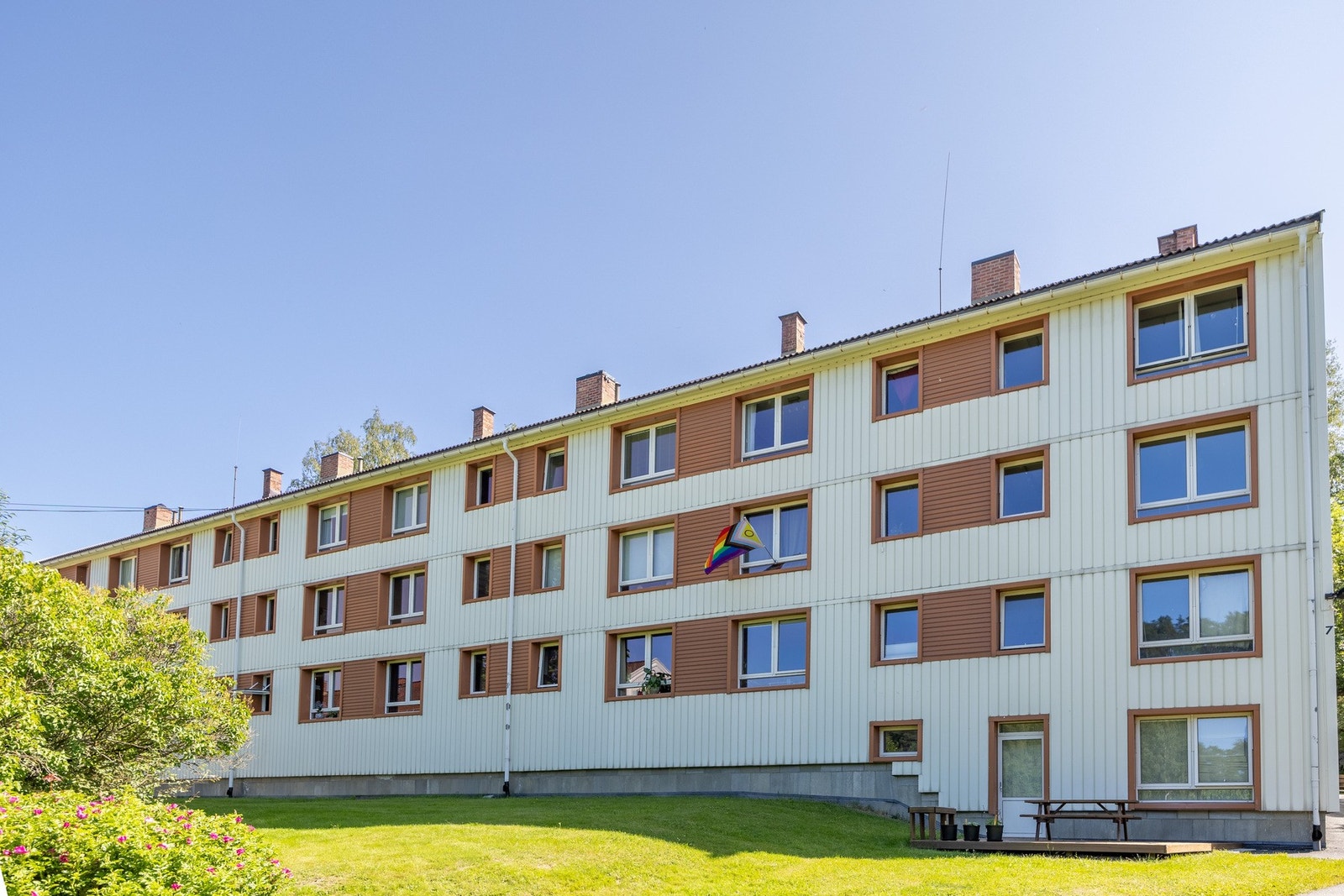 Trivelig borettslag med pene fellesområder. Galleribilde