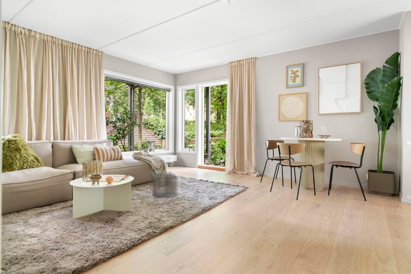 Tor Martin Tinderholt v/Privatmegleren Aksept har gleden av å ønske velkommen til Pilestredet Park 25! Galleribilde