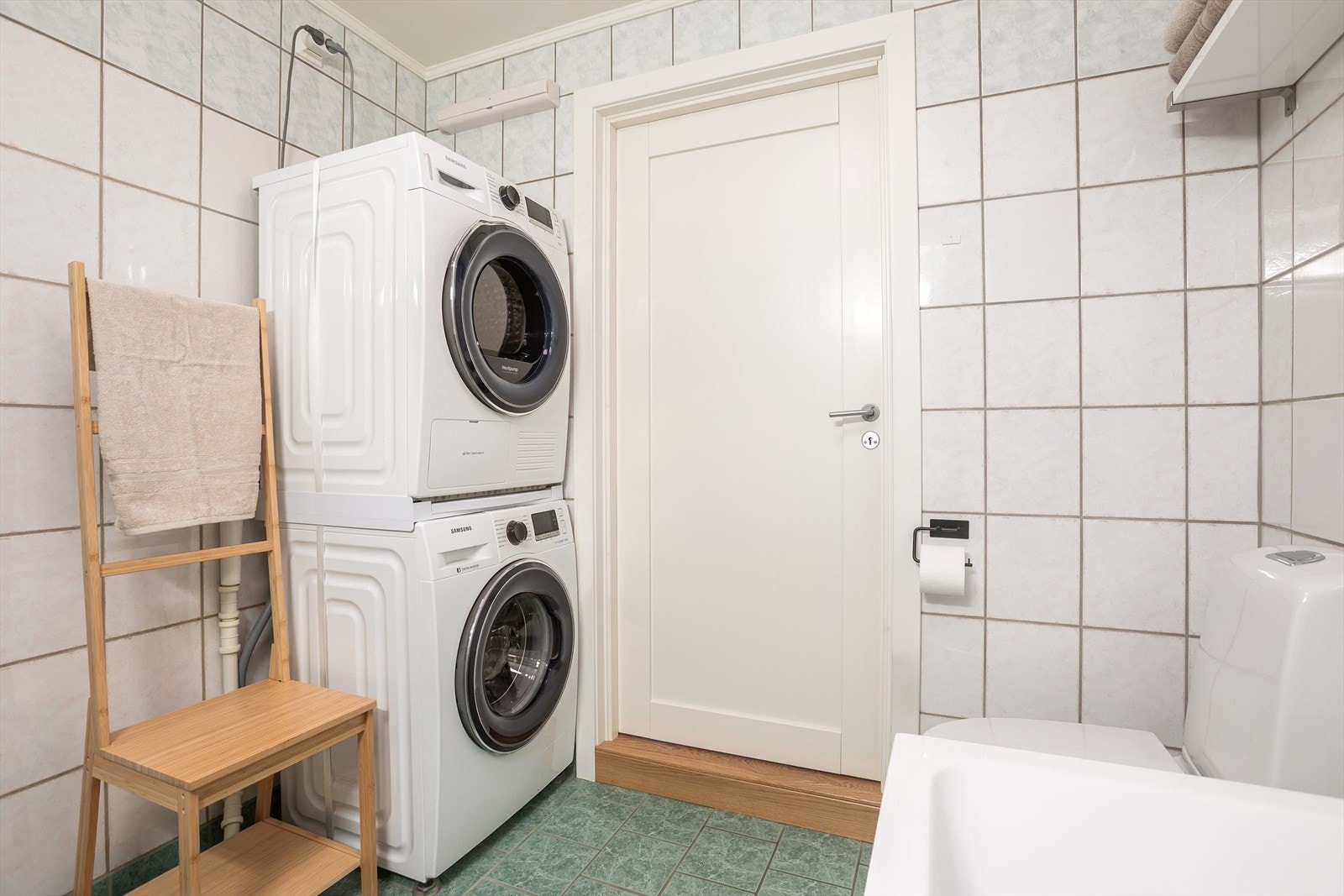 Opplegg for vaskemaskin/tørketrommel Galleribilde