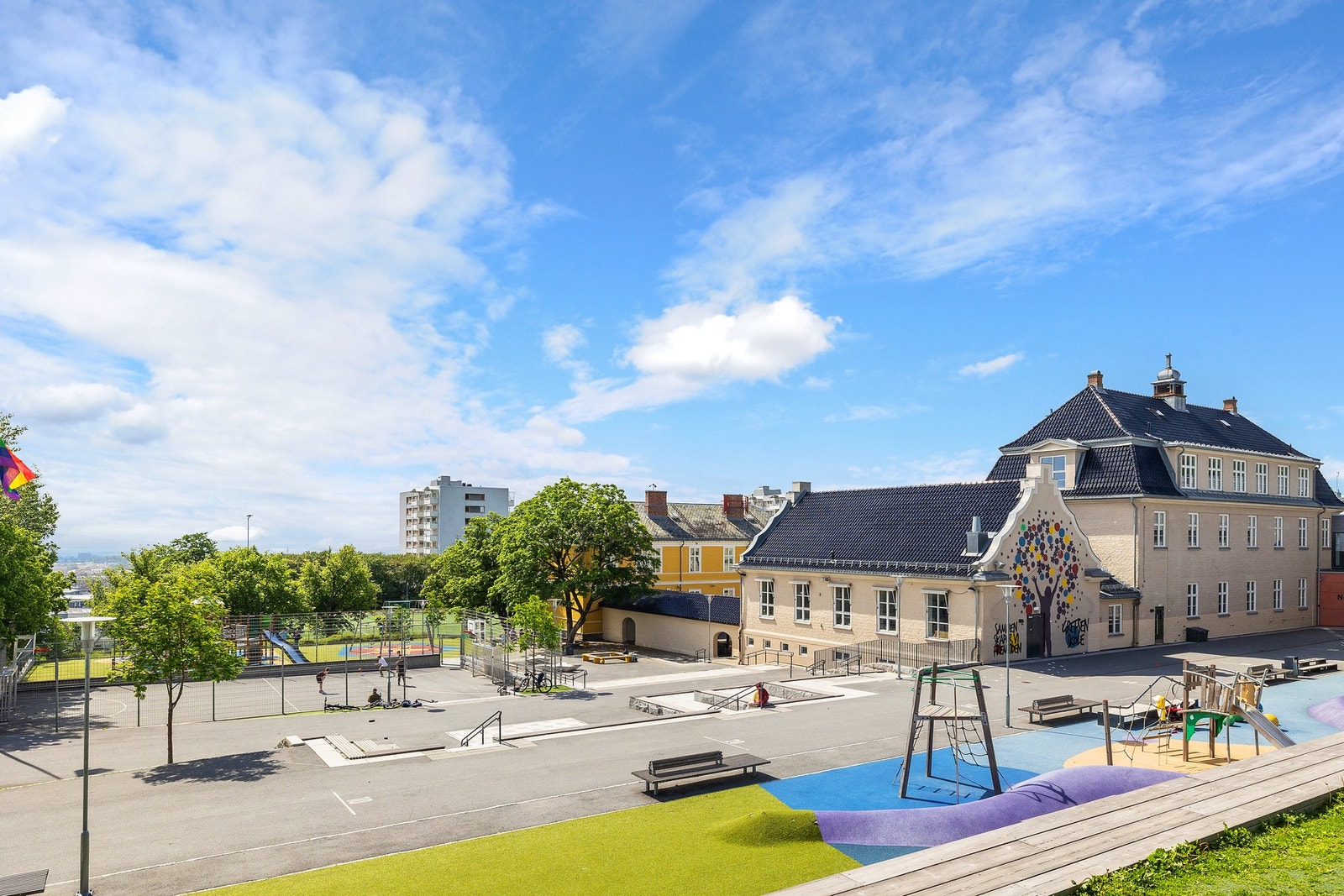 Grefsen skole. Galleribilde