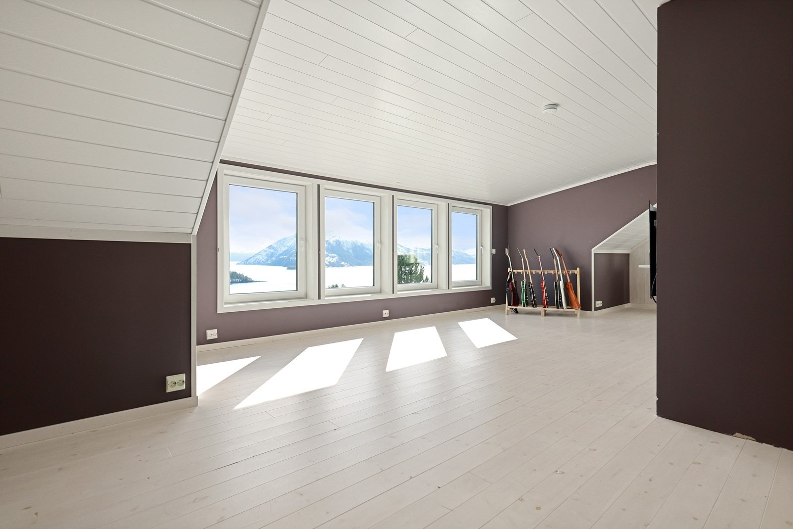 Loftstue i tilknytning til hoveddelen. Galleribilde