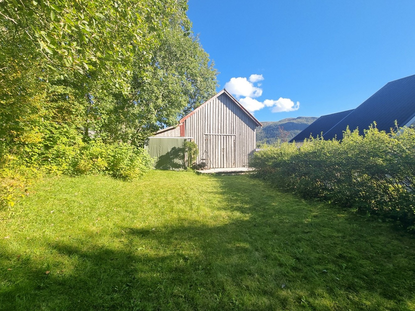 Hage (selgers egne bilder) Galleribilde