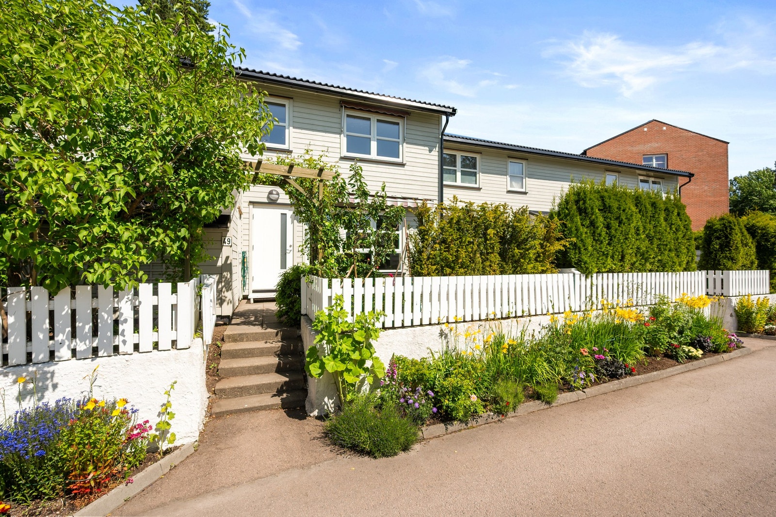 Velkommen til Asperudtoppen 49, presentert av Nini Tran v/EIE Eiendomsmegling! Galleribilde