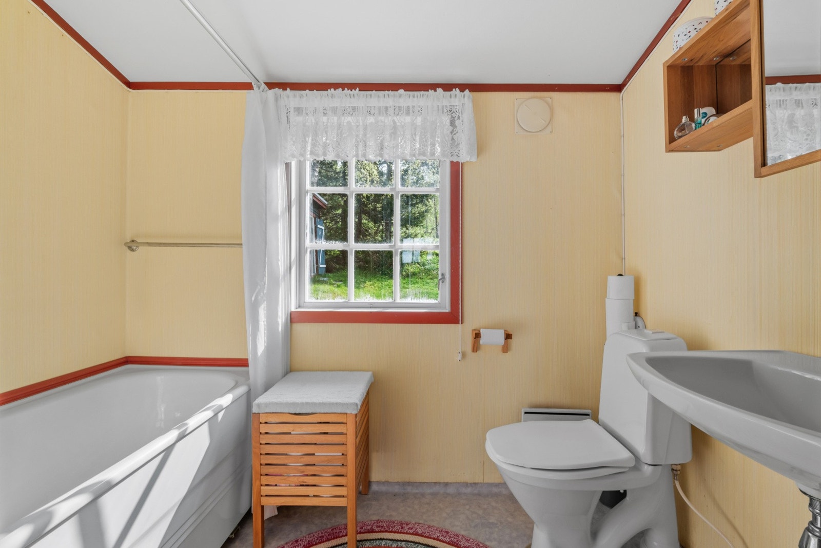 Badet er på 3,5m². Galleribilde