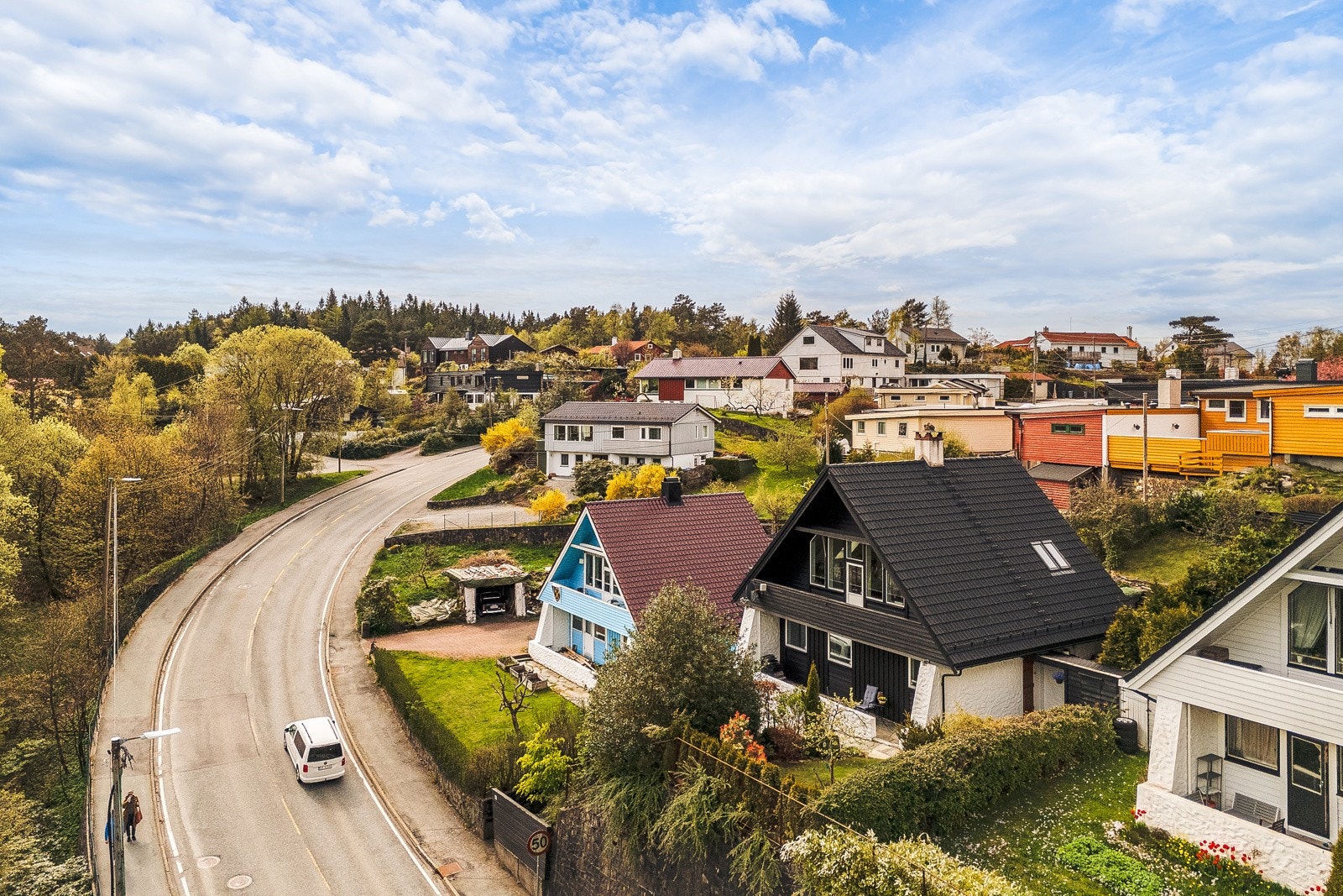 Sentral beliggenhet på Tertnes med kort avstand til fasiliteter som Åsane senter, Horisont og Ikea. Galleribilde