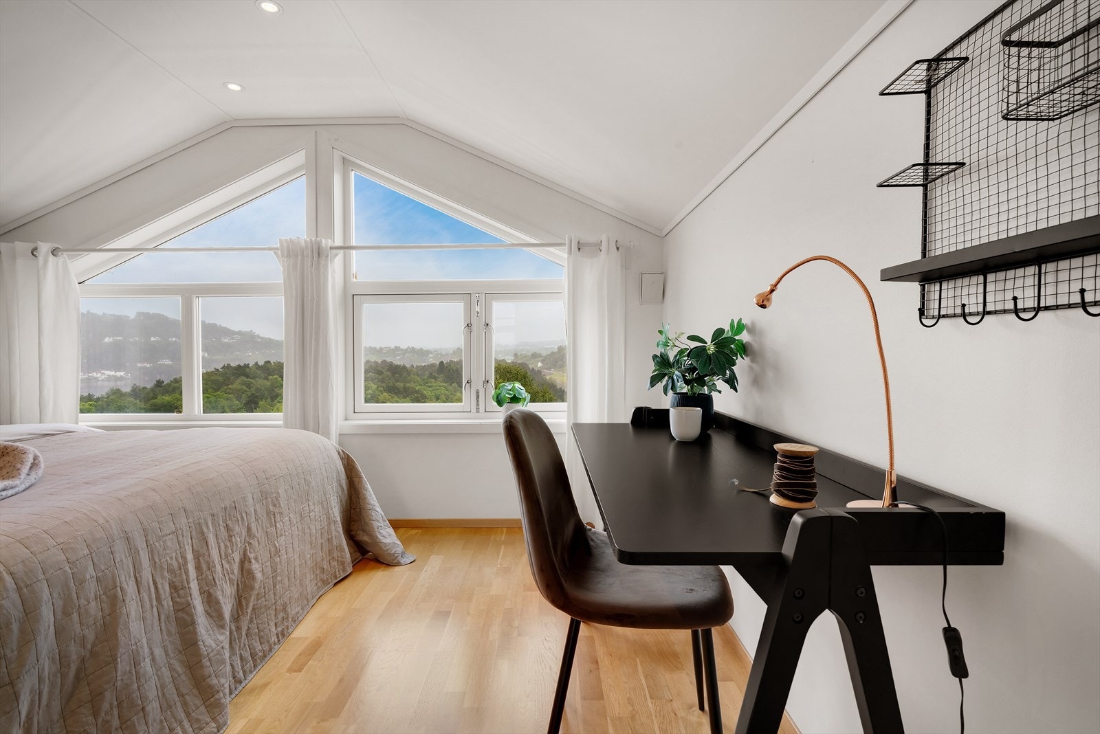 - Tenk å våkne til denne fantastiske utsikten! - Galleribilde