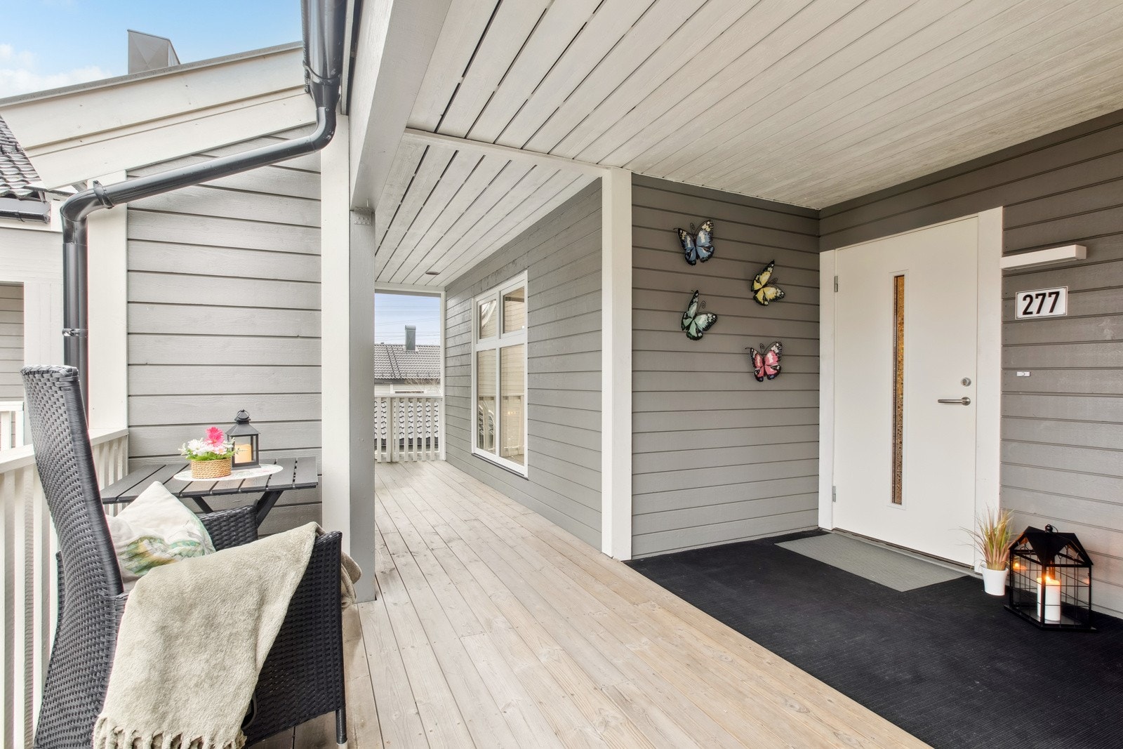 Hyggelig inngangsparti, velkommen hjem! Galleribilde