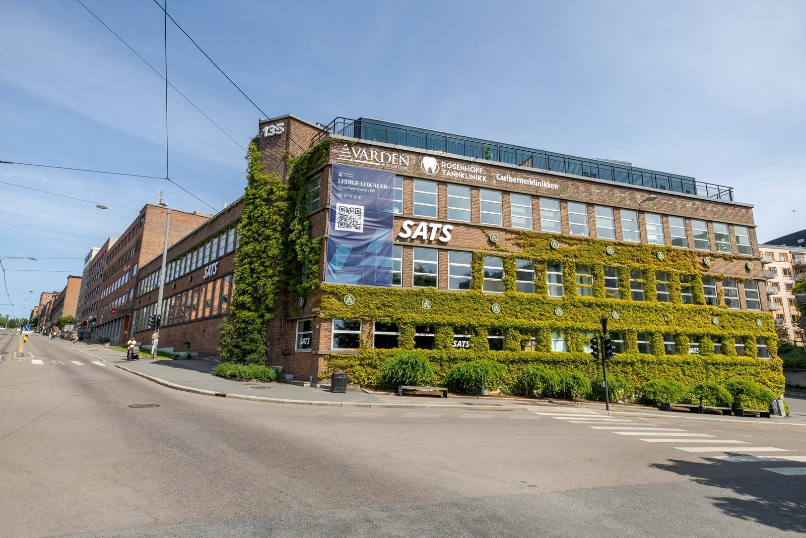 Ikke langt fra leiligheten finner vi et av flere treningssentere i nærheten. Galleribilde