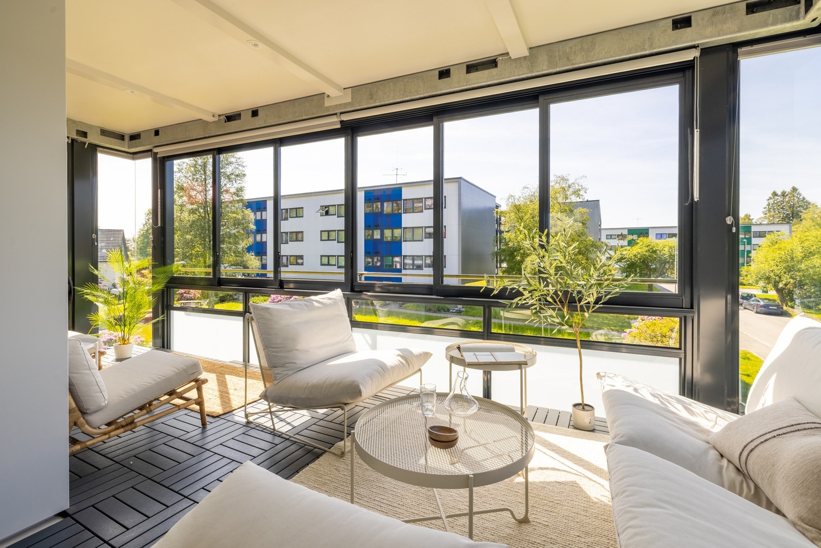 Leiligheten har en helt ny innglasset balkong. Galleribilde