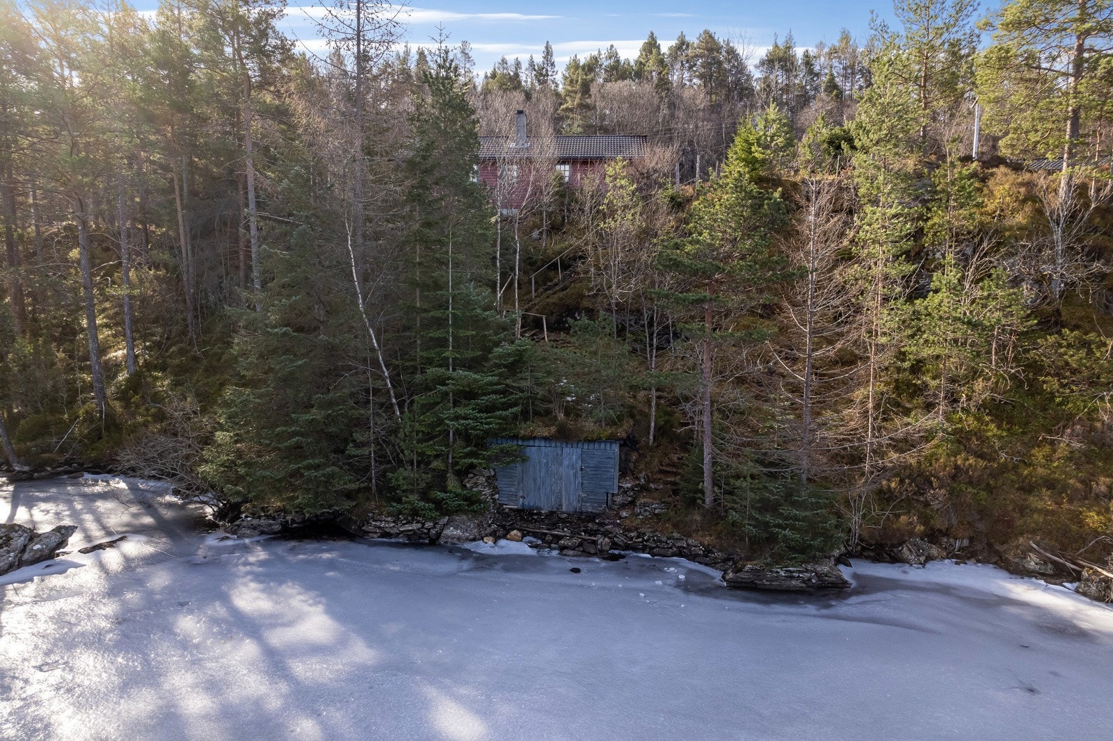 Naust ved Jagedalsvatnet Galleribilde
