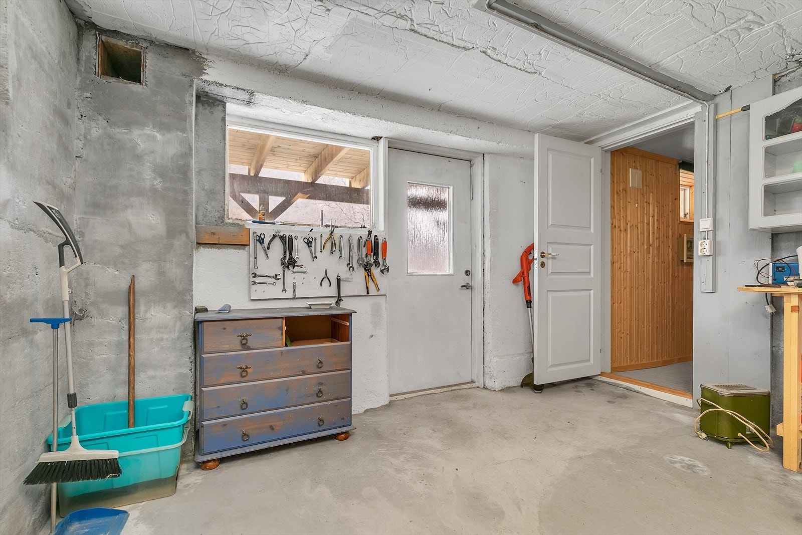 Underetasje - Verksted Galleribilde