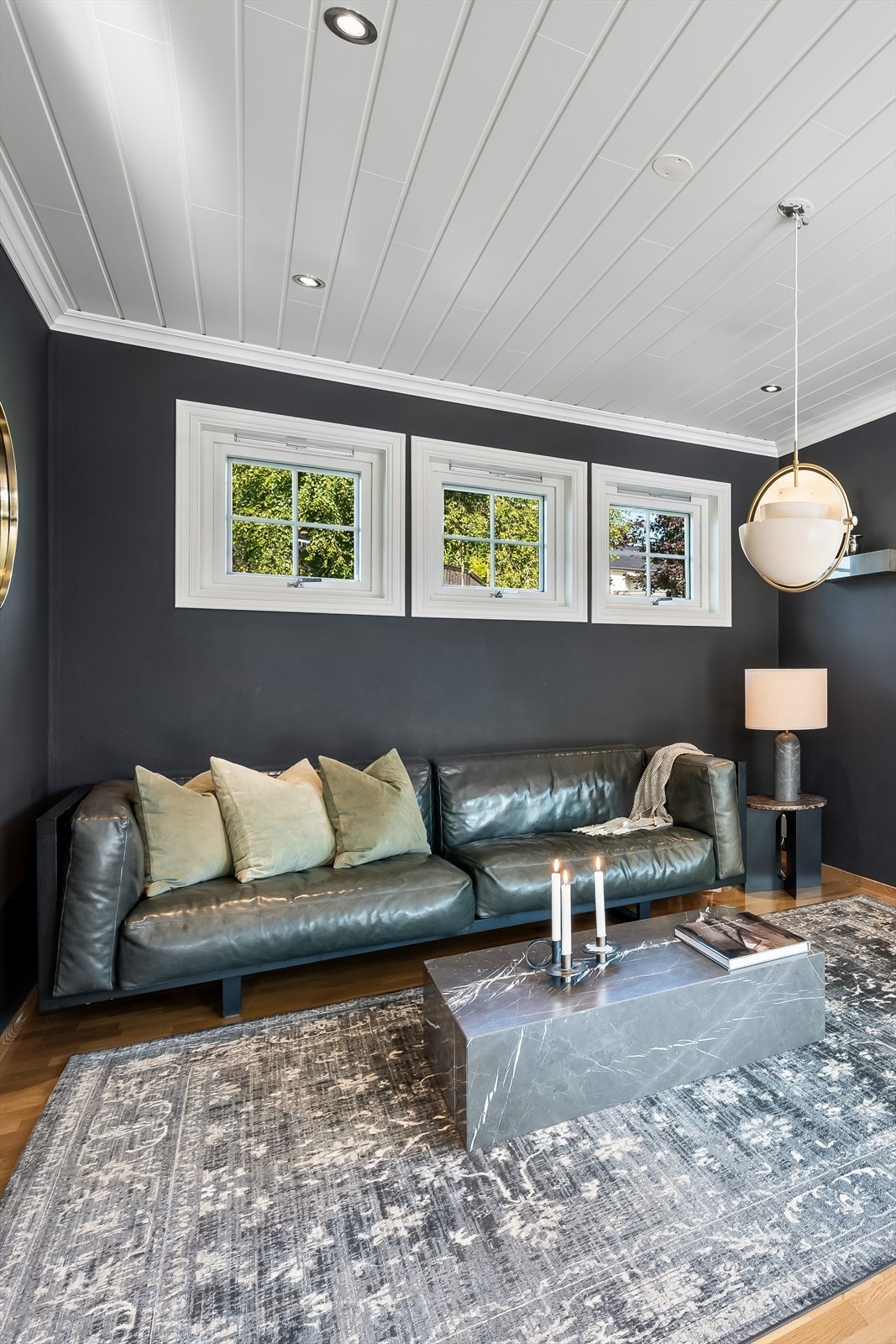 Spisestue med sofaområde Galleribilde