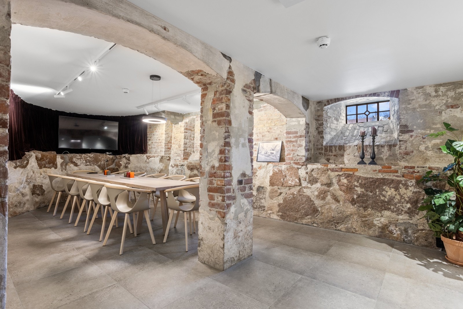 I underetasjen på Grev Wedels plass er det flere flotte fellesarealer for samlinger eller privat bruk. Galleribilde