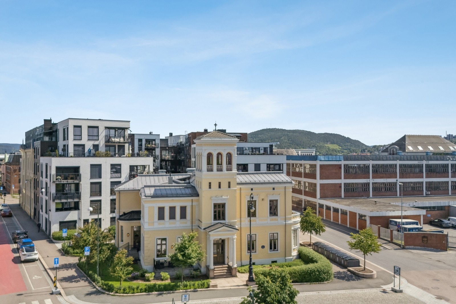 Grev Wedels plass 3 - Svært sentralt beliggende på Bragernes. Galleribilde