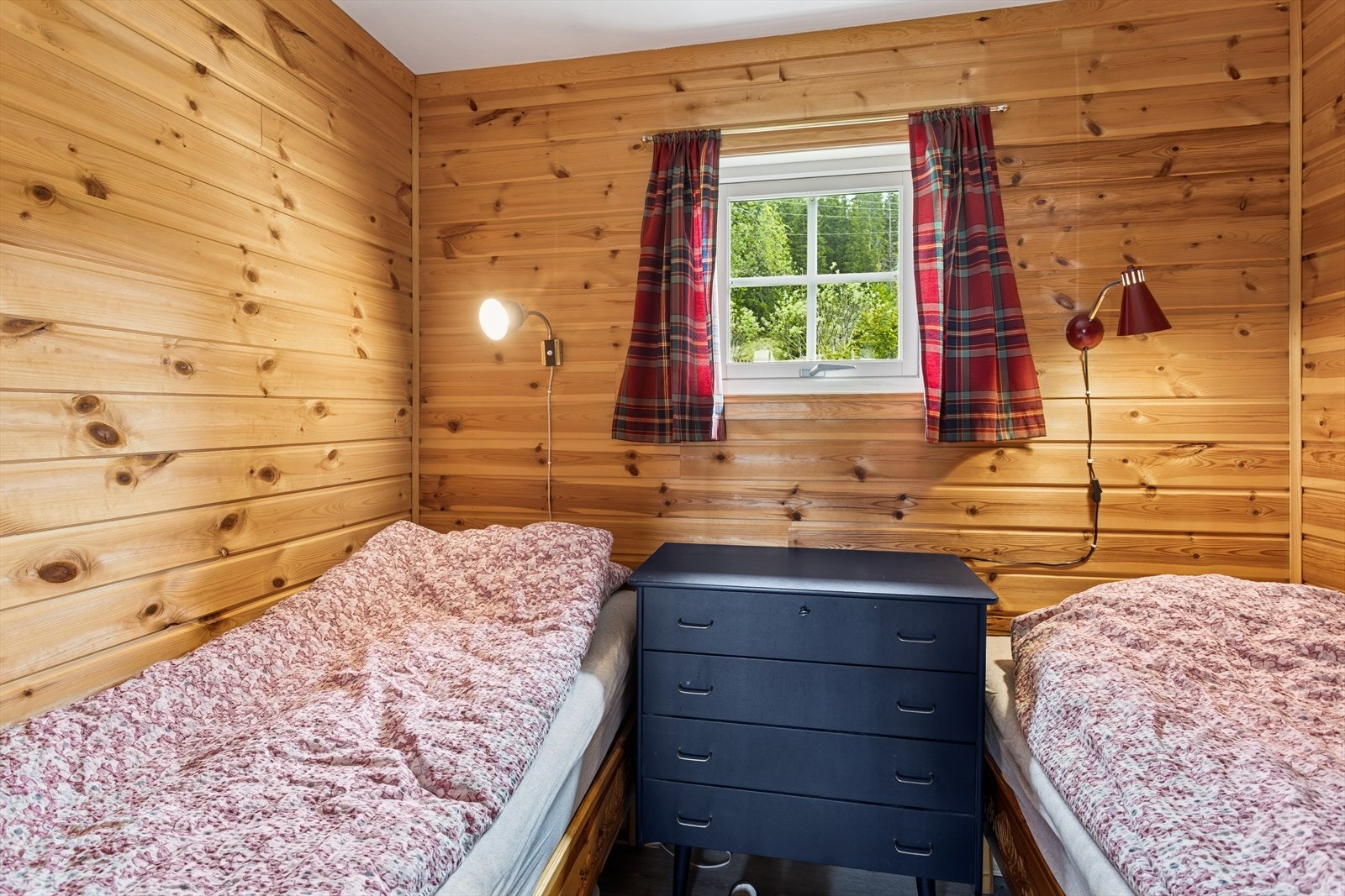 Det er to fine soverom i hytta. Galleribilde