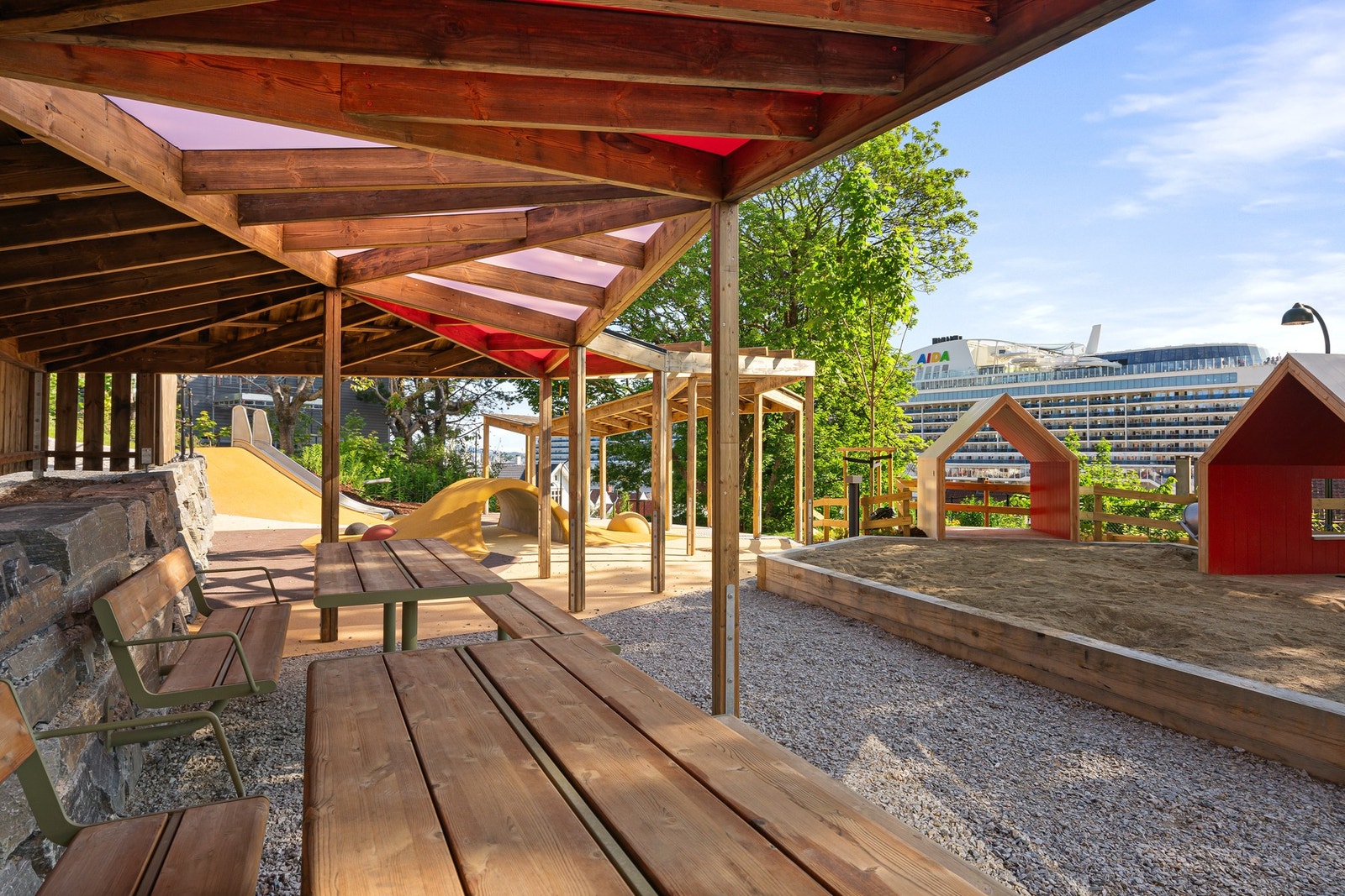 Lekeplass. Galleribilde