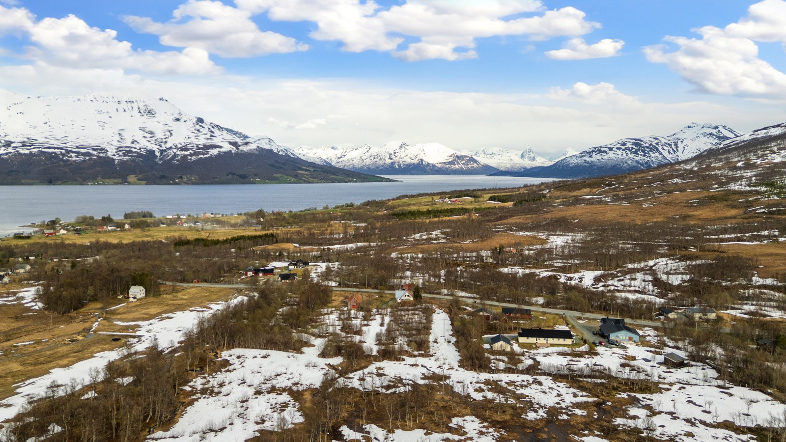 Naturskjønn beliggenhet.