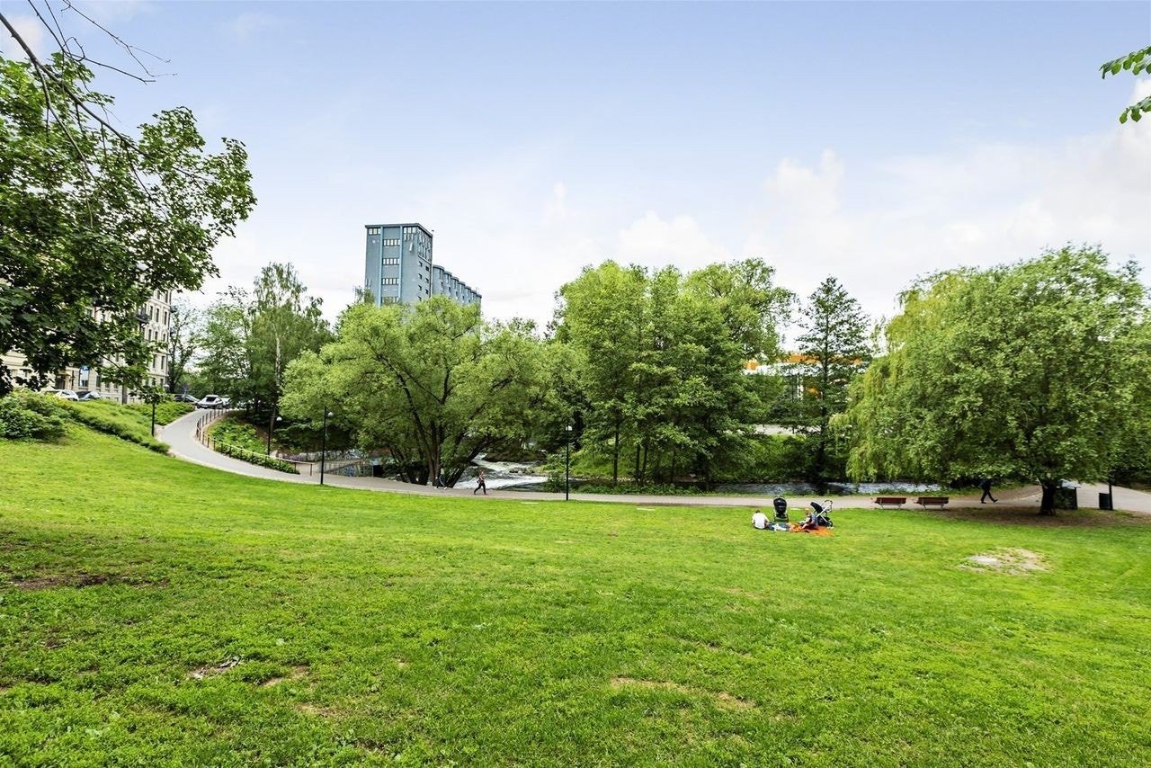 Kubaparken ved Vulkan kan by på flotte grøntområder med fine turstier og rekreasjonsmuligheter. Galleribilde