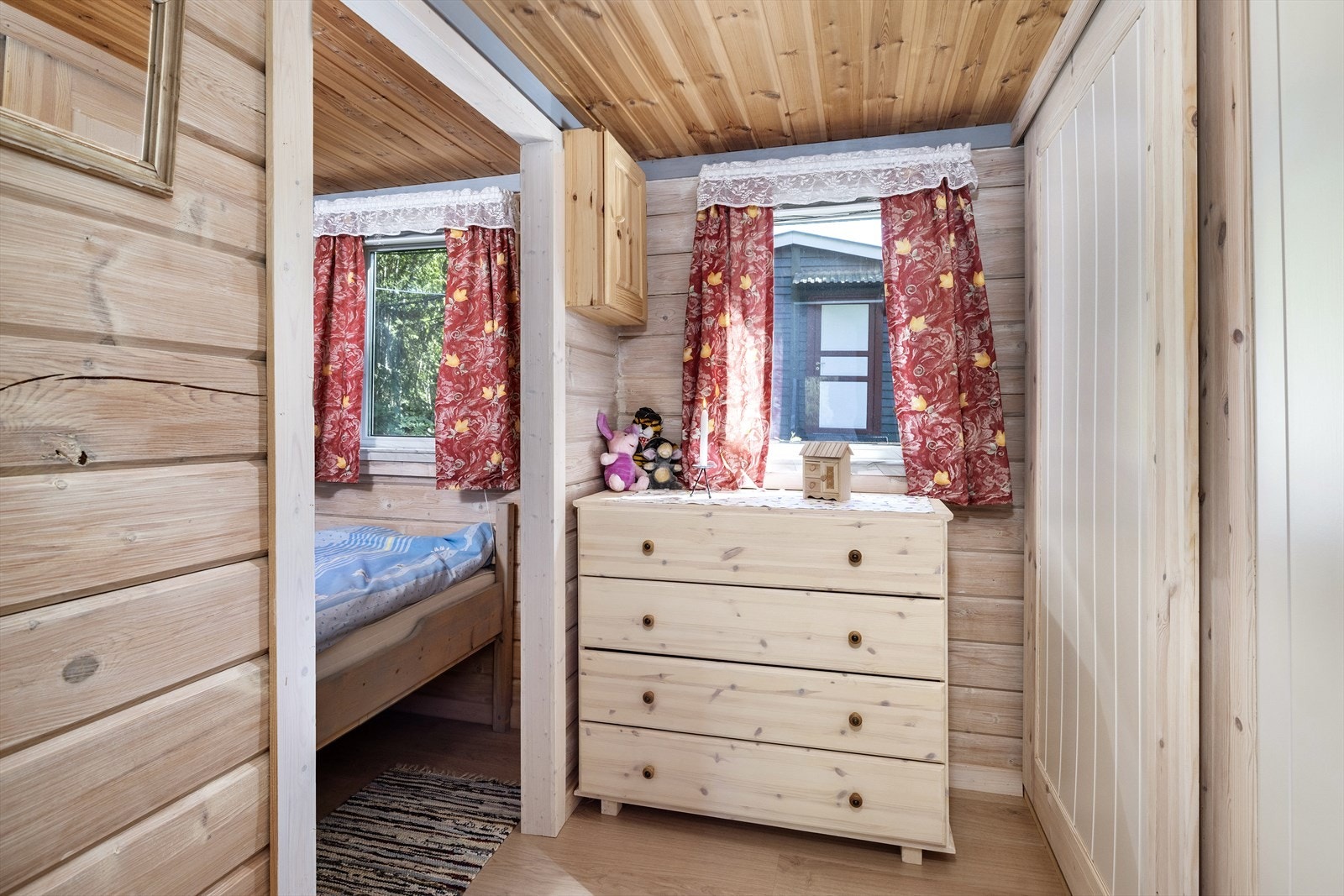 God plass til oppbevaring av klær Galleribilde