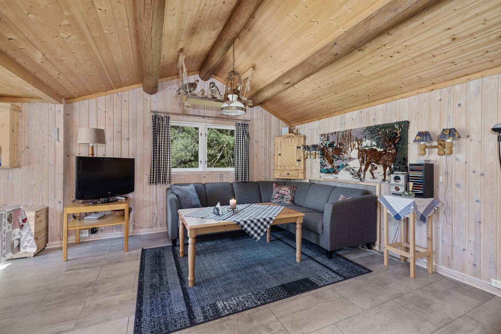 Hytta har nye 2-lags vinduer fra 2010 Galleribilde