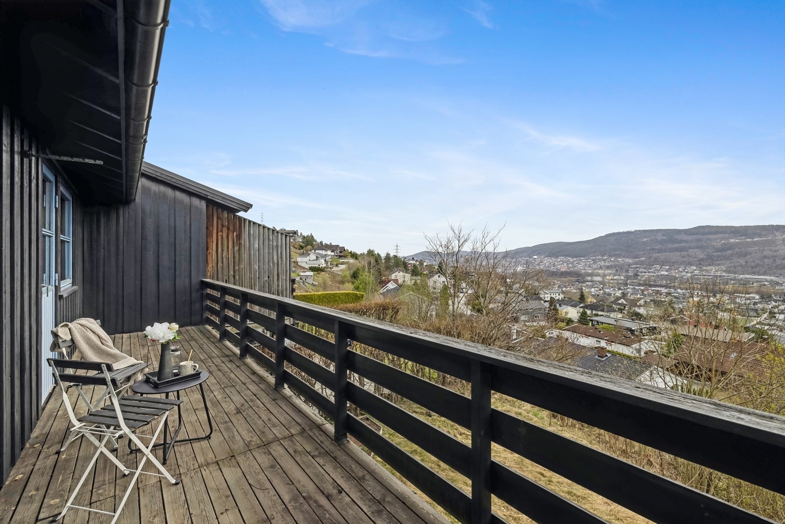 Her sitter man helt usjenert! Galleribilde