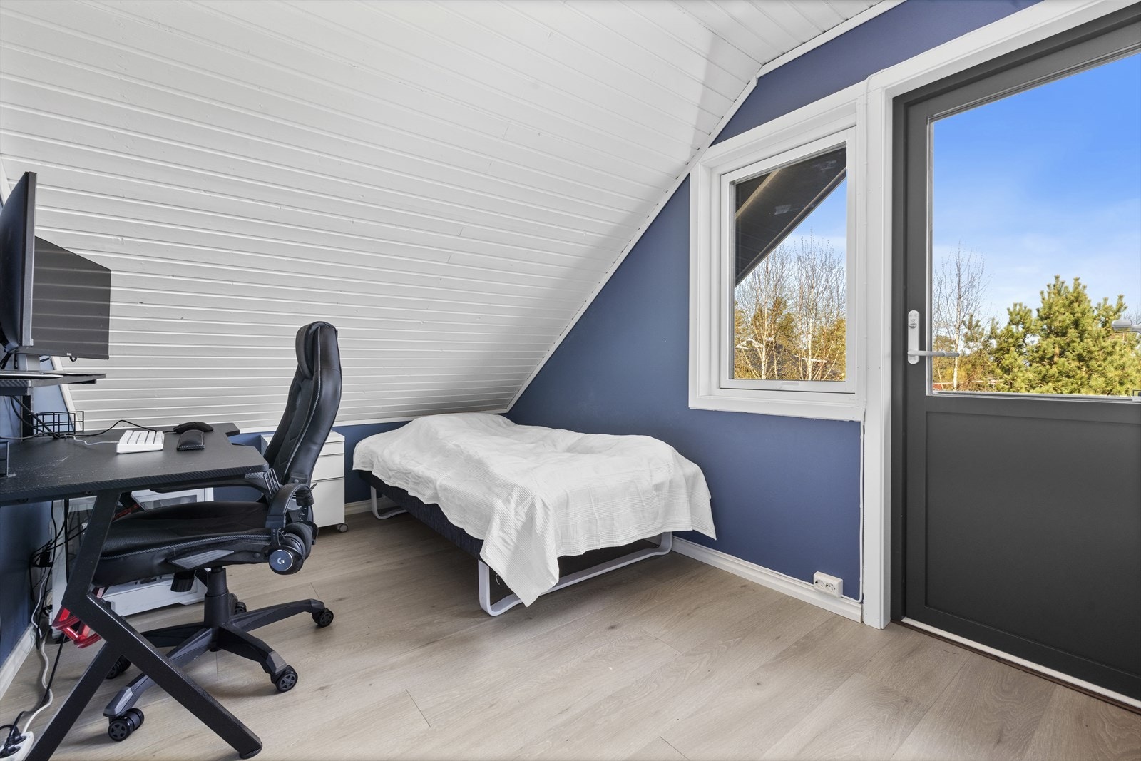 Soverom III (mot nord) Galleribilde