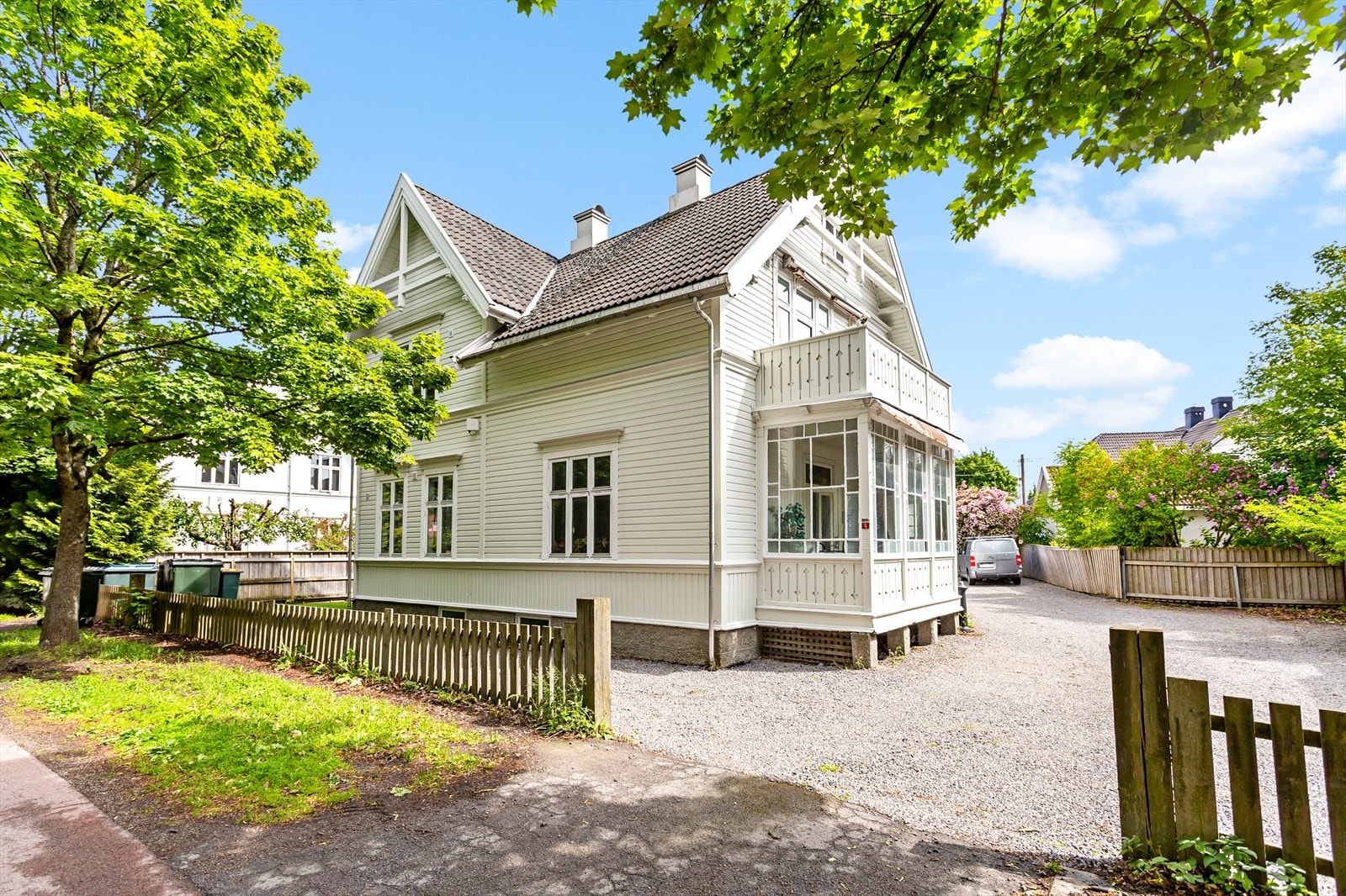 Innkjøring til felles gårdsplass Galleribilde