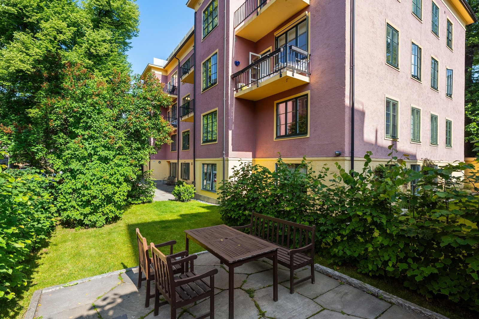 Koselige og velholdte fellesområder med sittegruppe Galleribilde