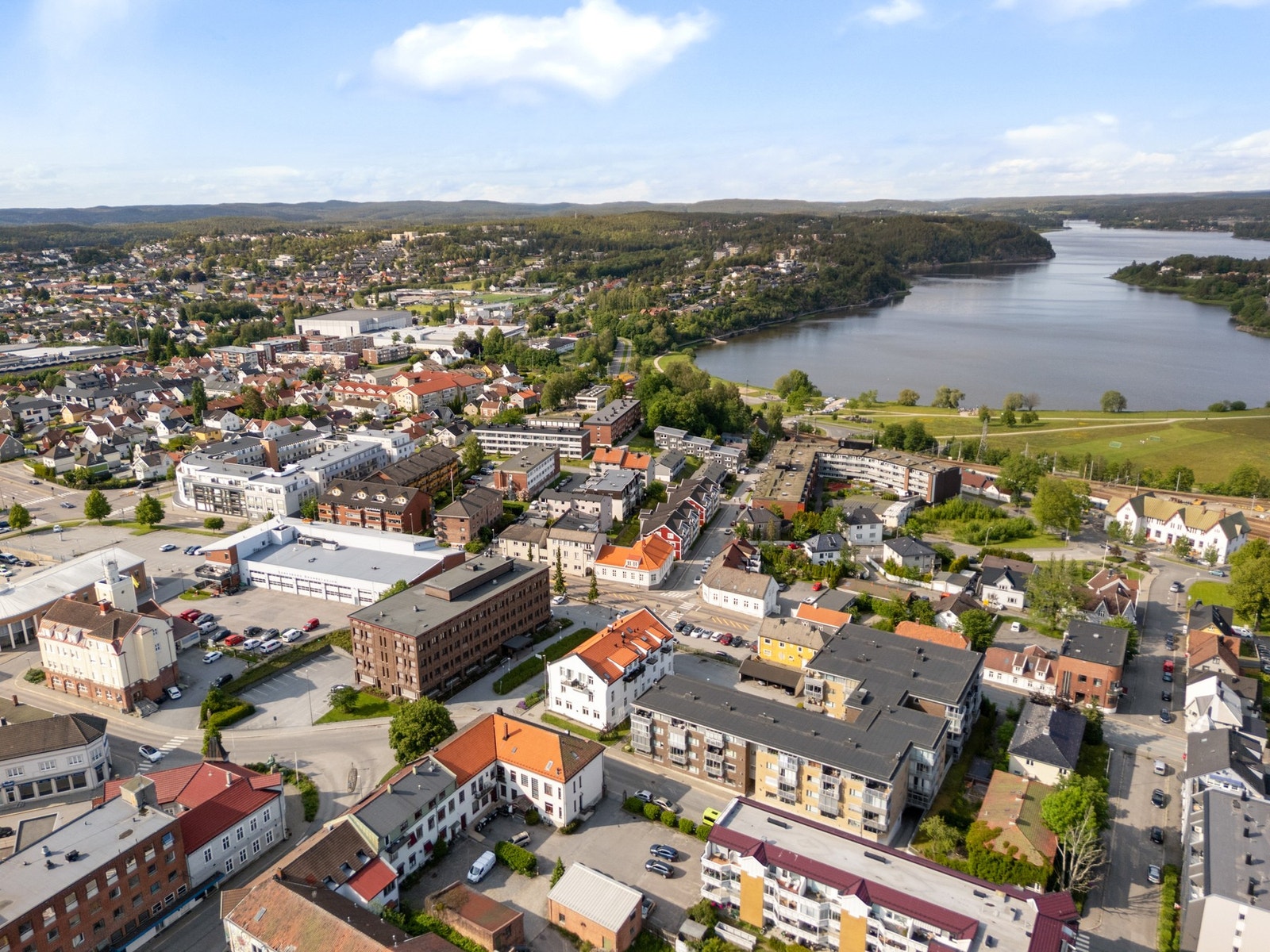 Beliggenheten er svært sentral - kort vei til gågate, butikker, Glengshølen, turstier og togstasjon. Galleribilde