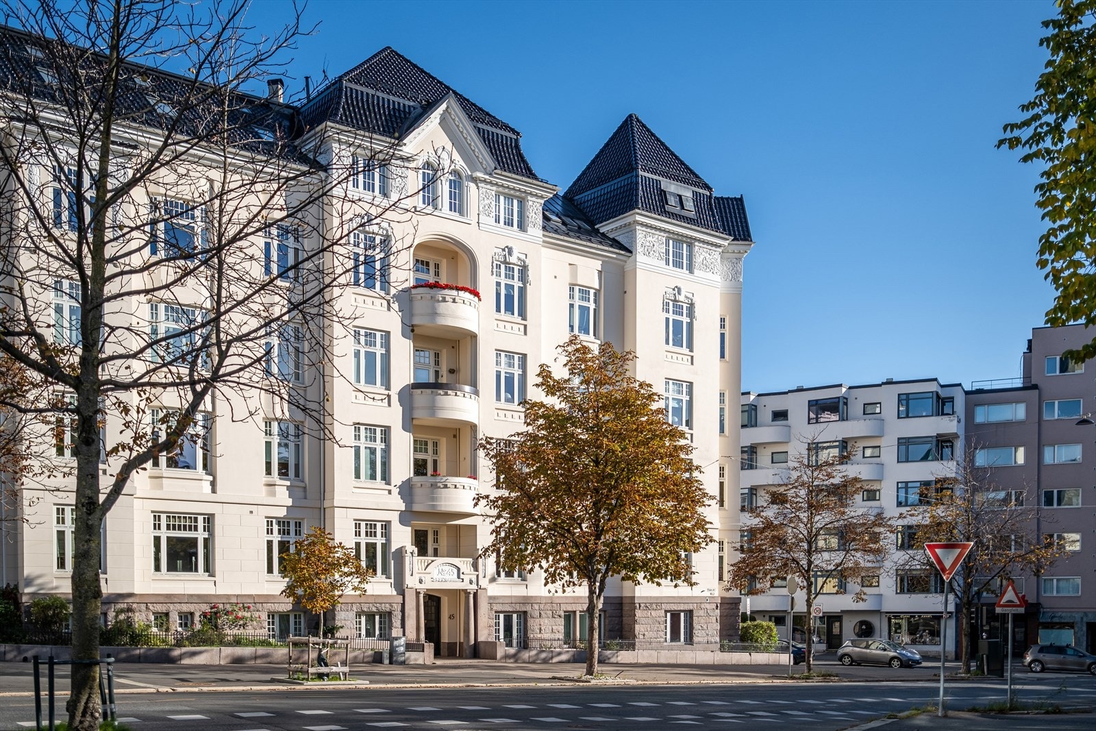 Fasade. Galleribilde