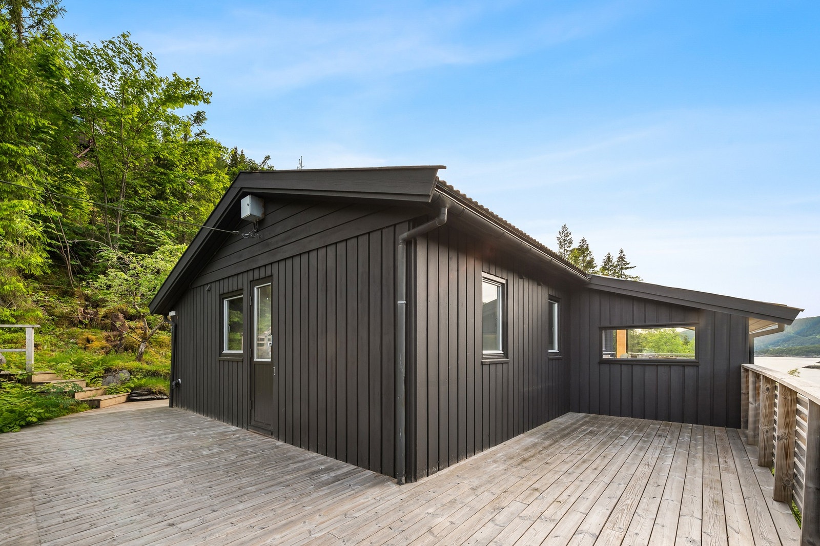 Platting ved inngangsparti/soverom Galleribilde