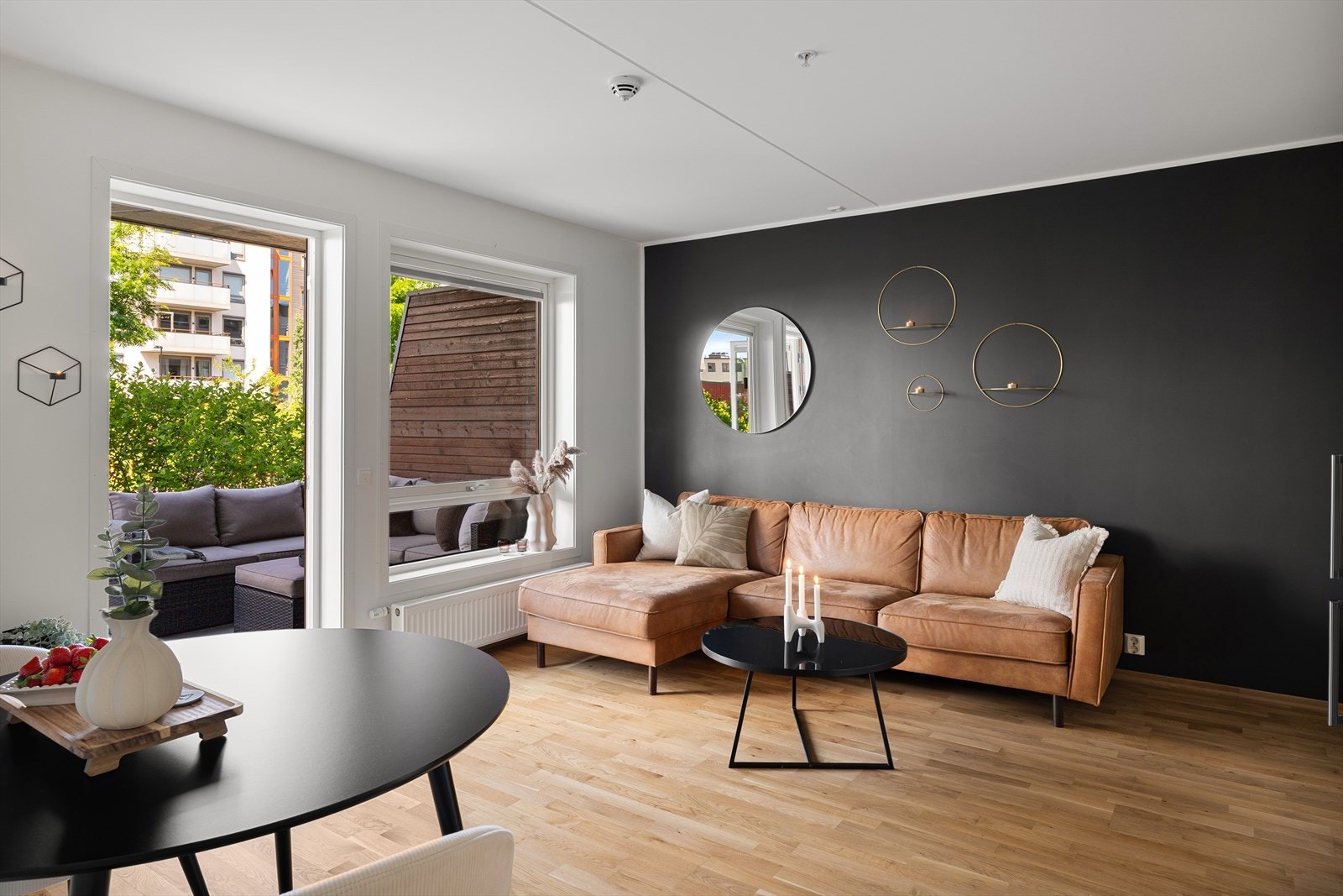 Benjamin Ådna v/Nordvik har gleden av å presentere Lørenvangen 28! Galleribilde