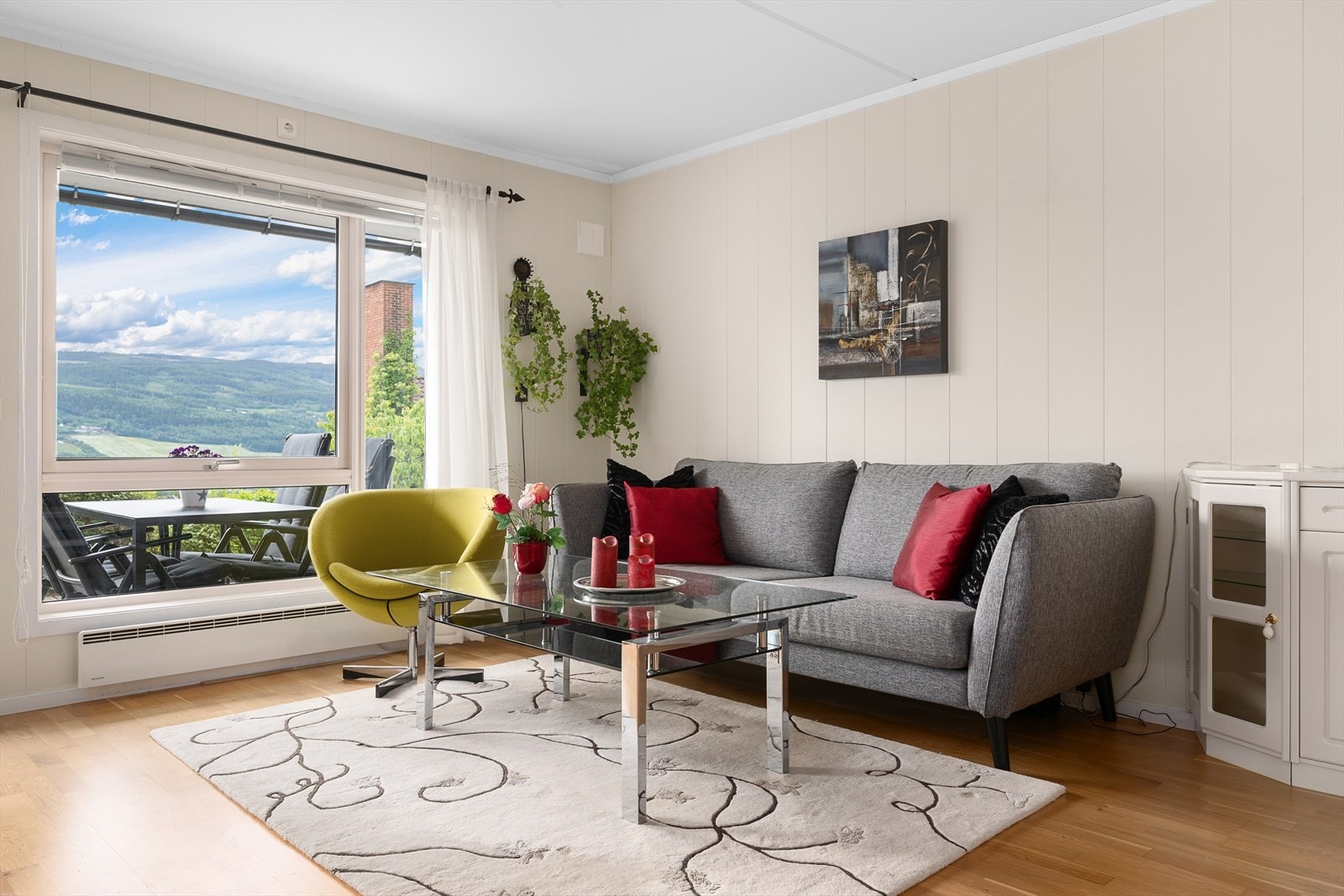 God plass til sofagruppe. Galleribilde
