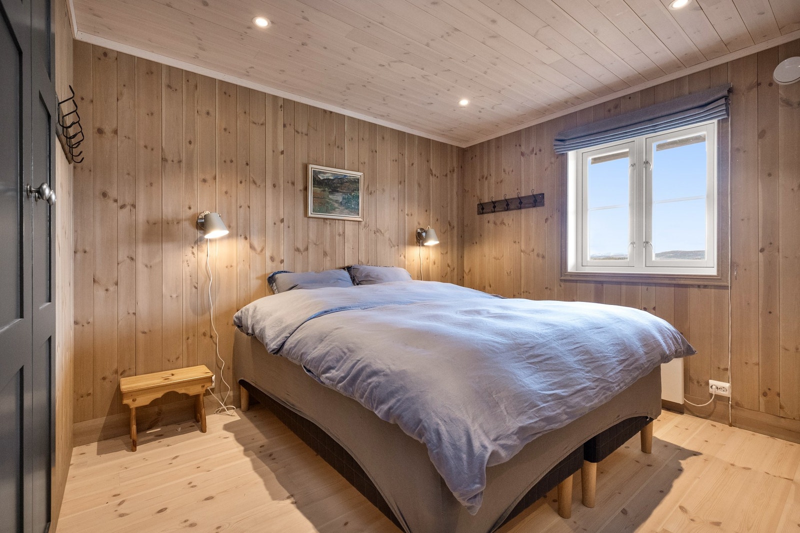 Tre gode soverom i underetasjen Galleribilde