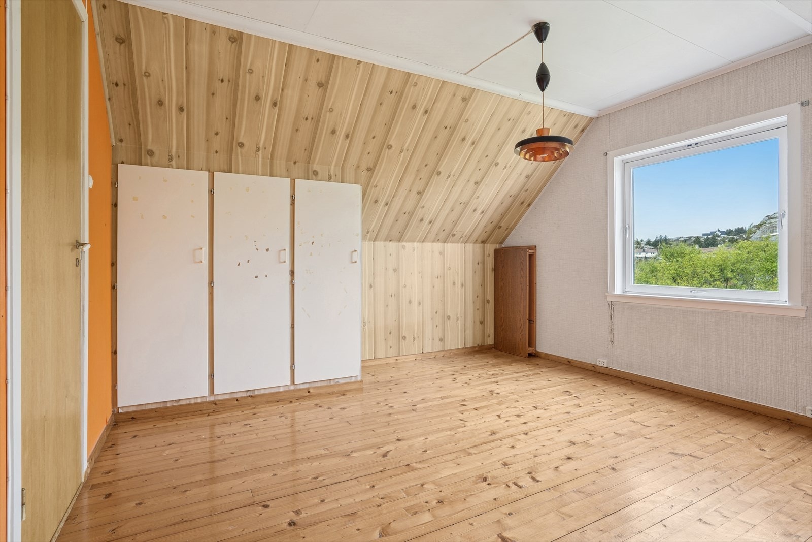 Soverom i loftsetasje Galleribilde