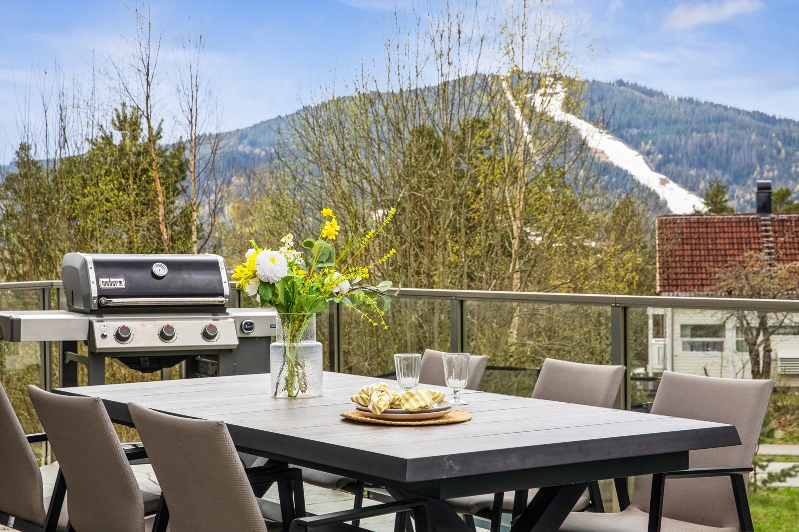 Utsikten mot Varingskollen er virkelig flott! Galleribilde