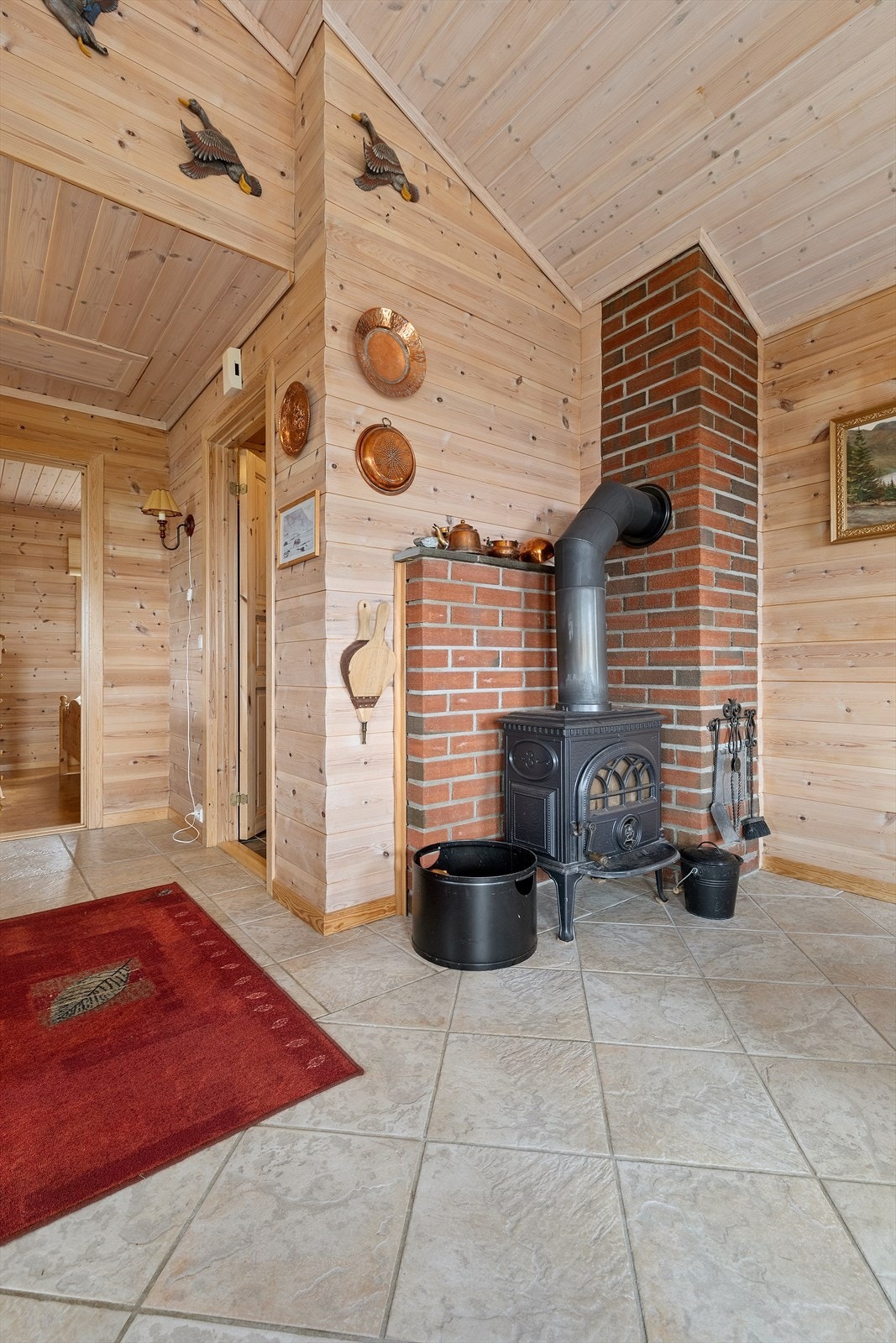 Peis i stue Galleribilde