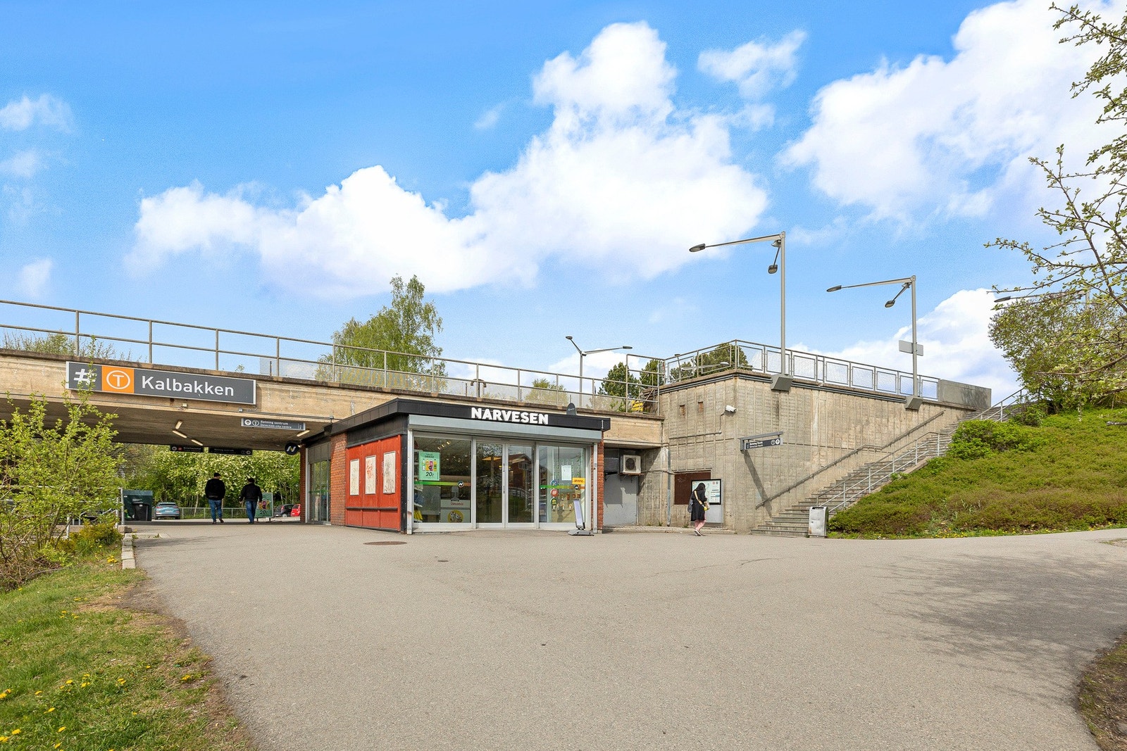 Nærmeste T-banestasjon er Kalbakken T. Galleribilde