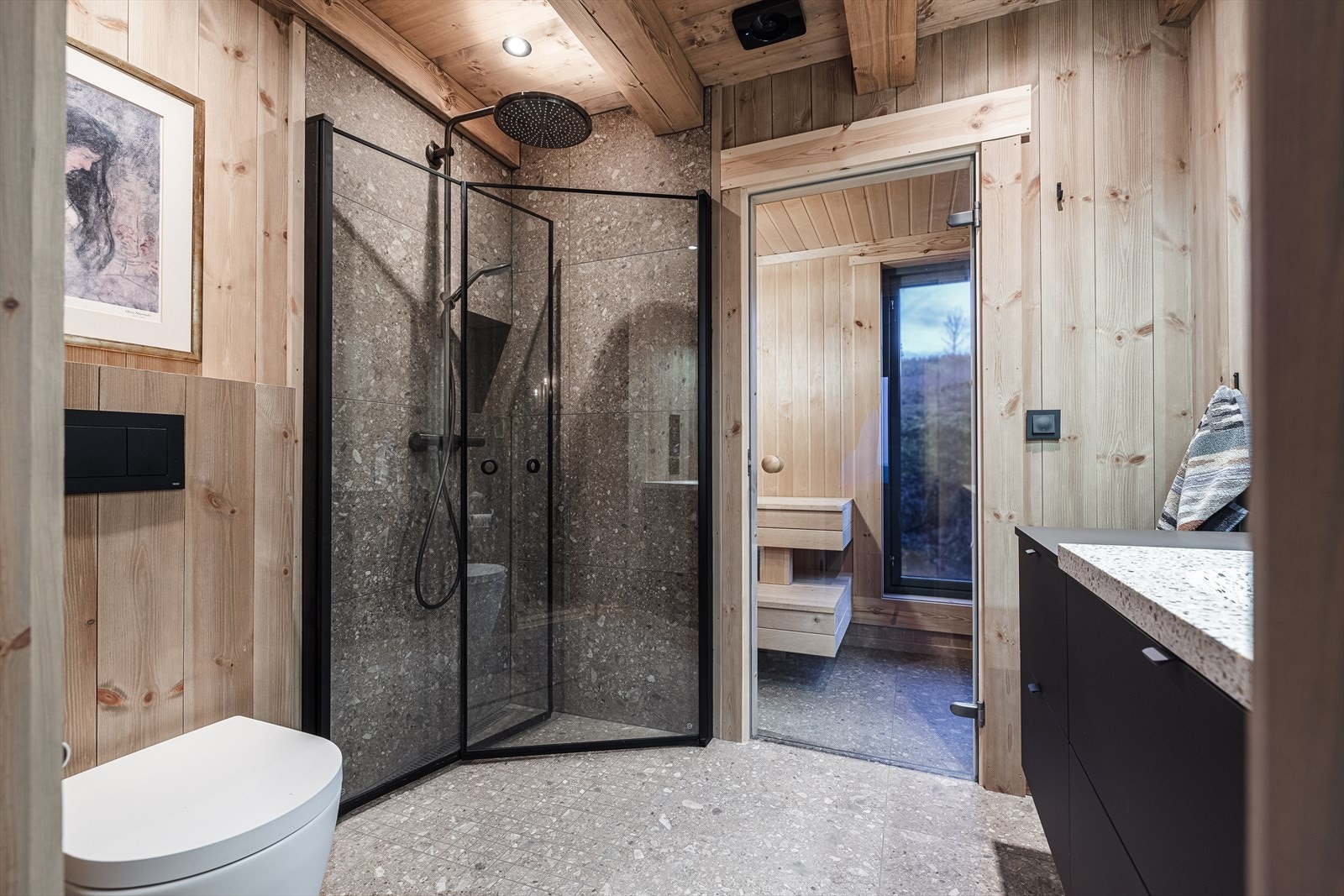 Bad to med høy kvalitet på materialer og utstyr Galleribilde